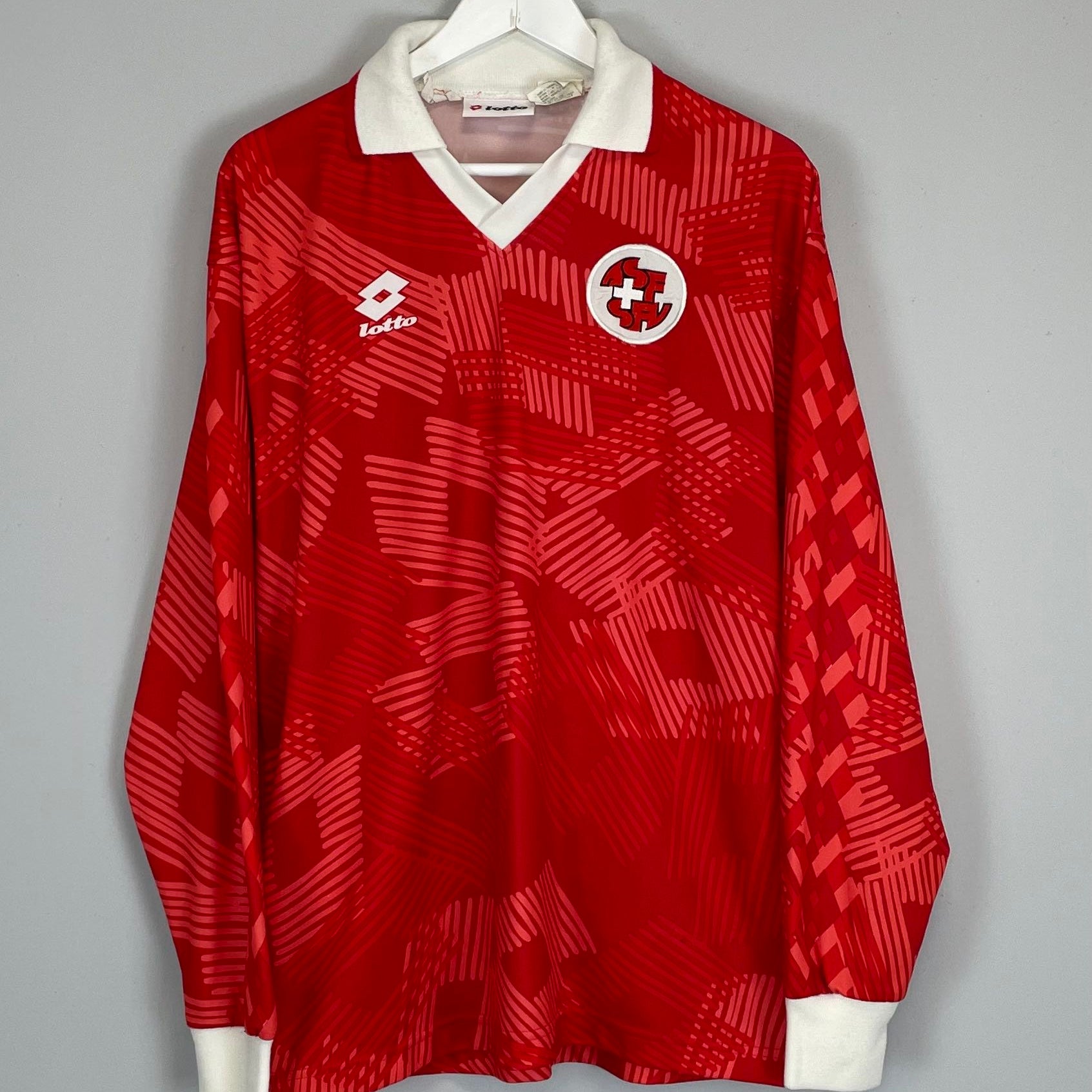 Shop 1993/94 SWITZERLAND #3 L/S *PLAYER ISSUE* HOME SHIRT (XL) LOTTO, classic football shirts, vintage football shirts & retro soccer jerseys at Cult Kits