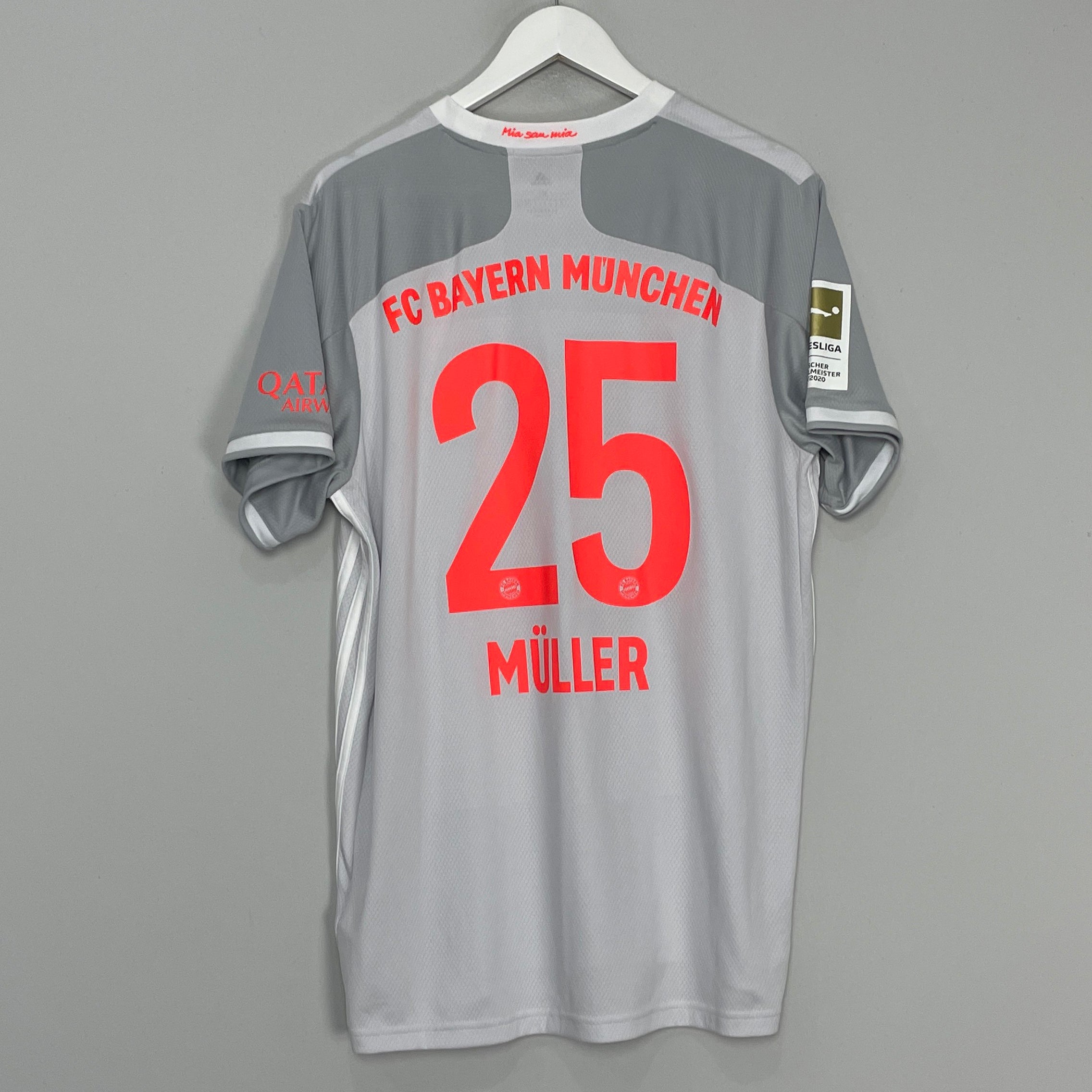 Shop 2020/21 BAYERN MUNICH MULLER #25 AWAY SHIRT (XL) ADIDAS, classic football shirts, vintage football shirts & retro soccer jerseys at Cult Kits