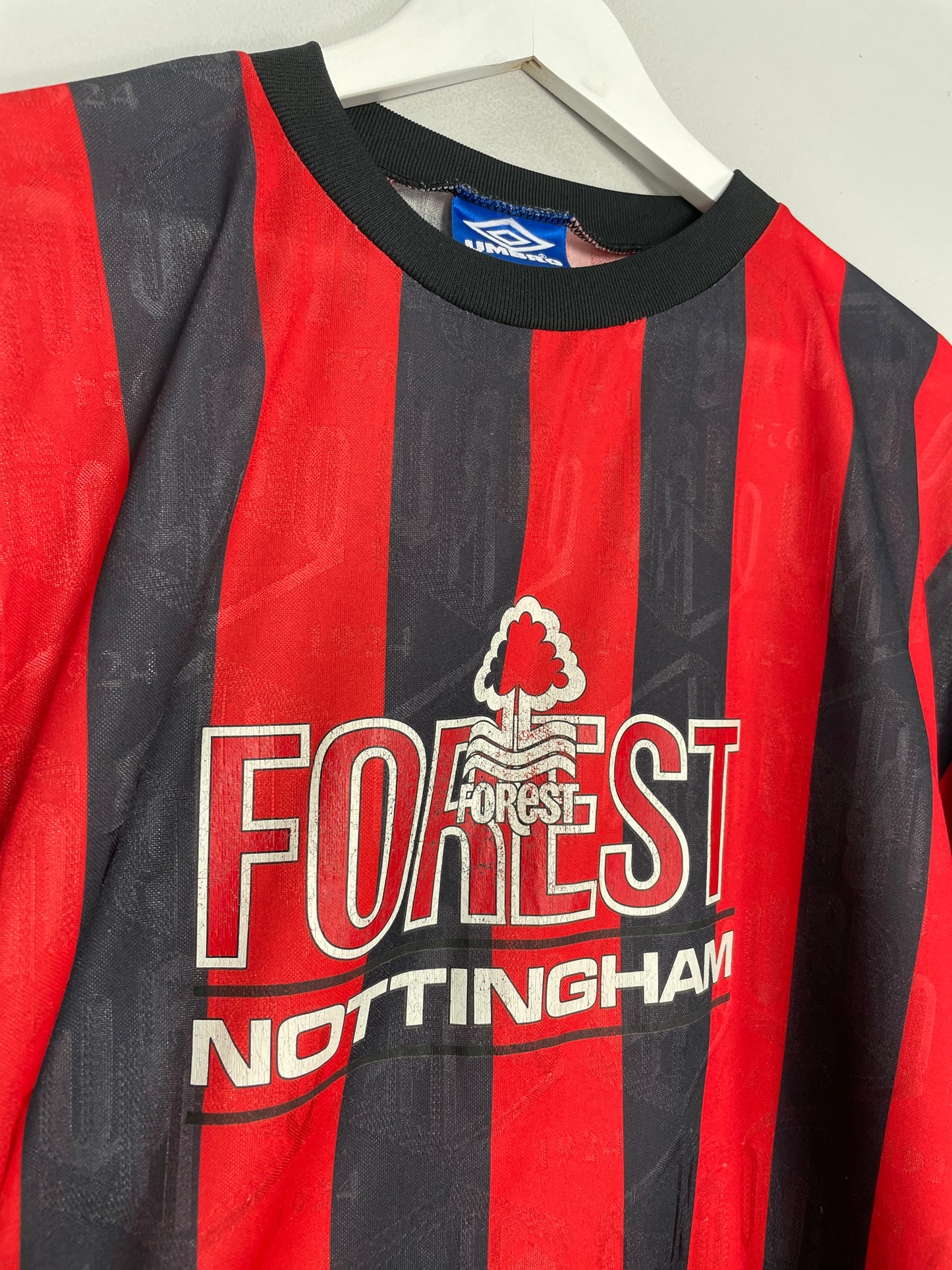 1992/94 NOTTINGHAM FOREST TRAINING SHIRT (XL) UMBRO