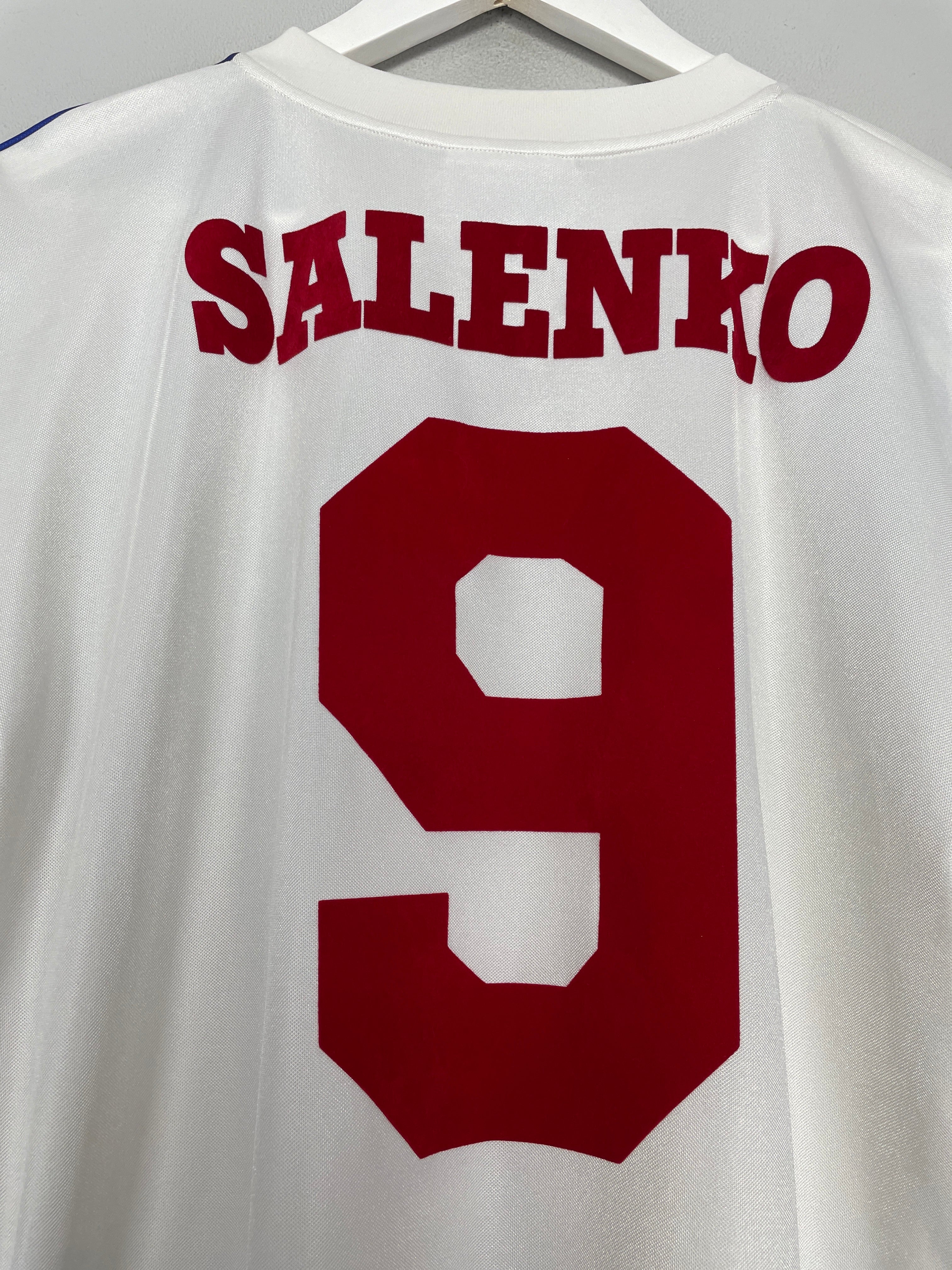 Shop 1993/94 RUSSIA SALENKO #9 HOME SHIRT (M) REEBOK, classic football shirts, vintage football shirts & retro soccer jerseys at Cult Kits