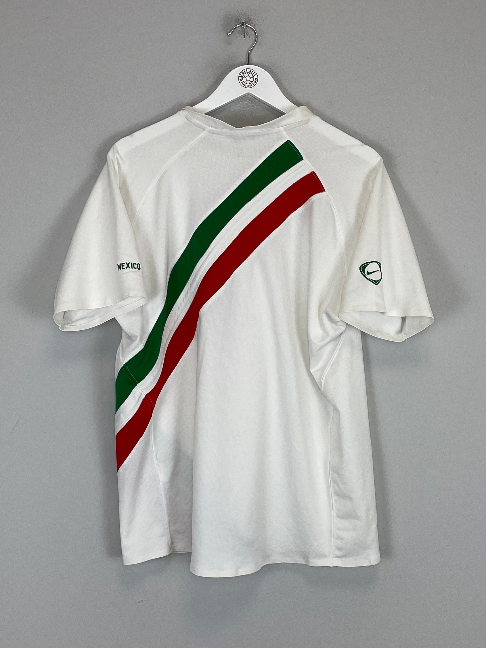Shop 2006/07 MEXICO TRAINING SHIRT (L) NIKE, classic football shirts, vintage football shirts & retro soccer jerseys at Cult Kits