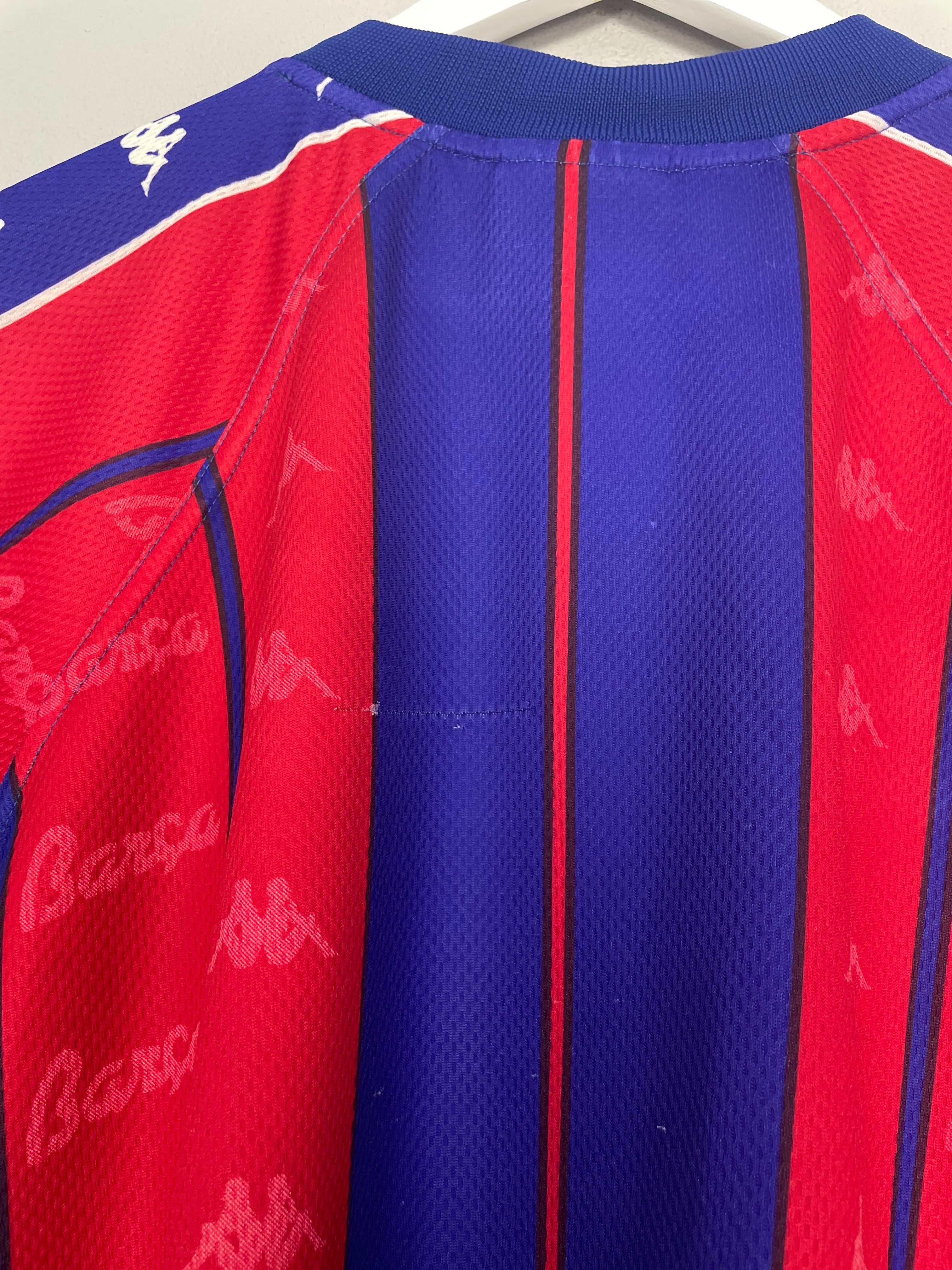 Shop 1997/98 BARCELONA HOME SHIRT (M) KAPPA, classic football shirts, vintage football shirts & retro soccer jerseys at Cult Kits