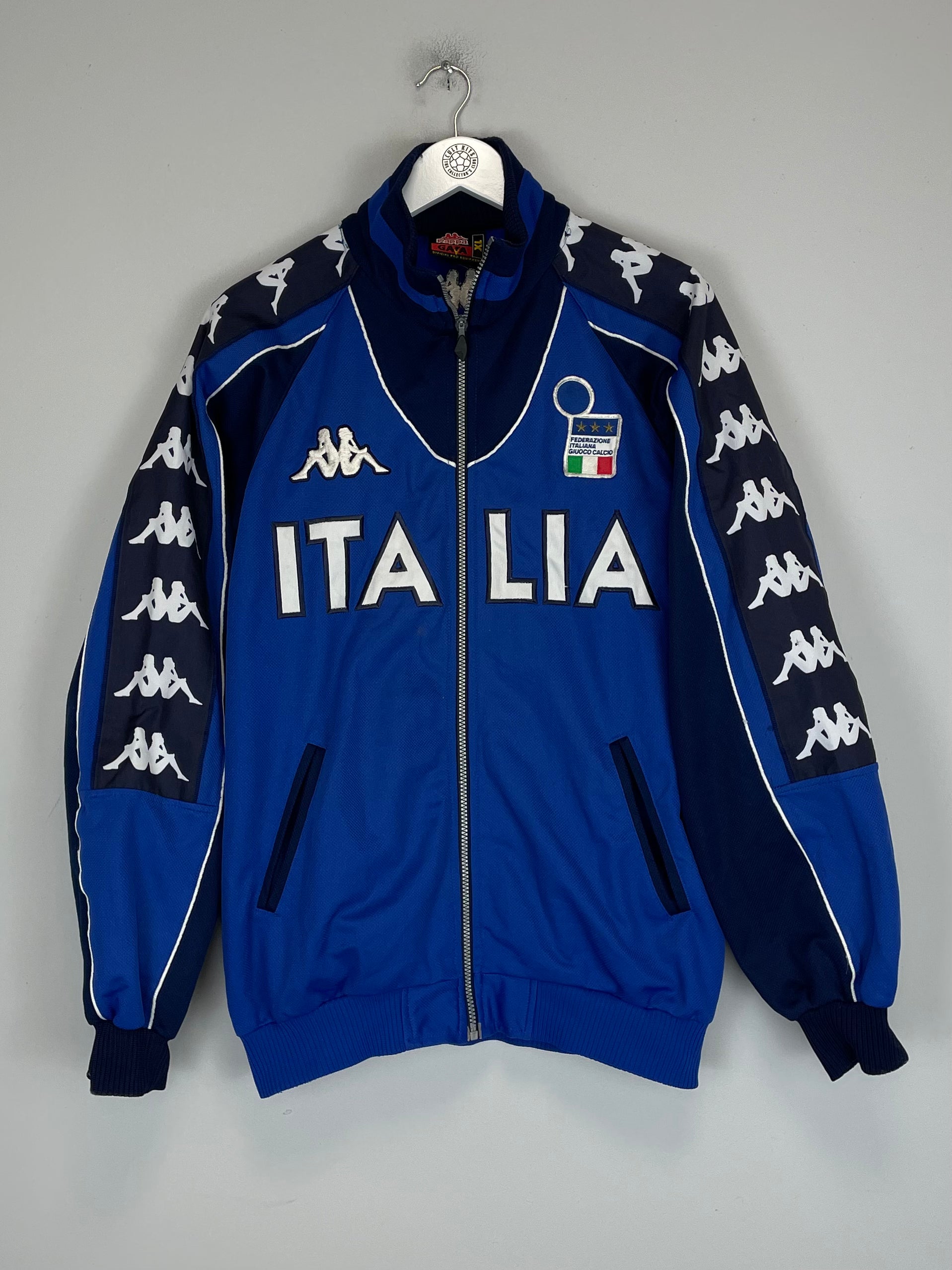 Shop 2000/01 ITALY TRACK JACKET (XL) KAPPA, classic football shirts, vintage football shirts & retro soccer jerseys at Cult Kits