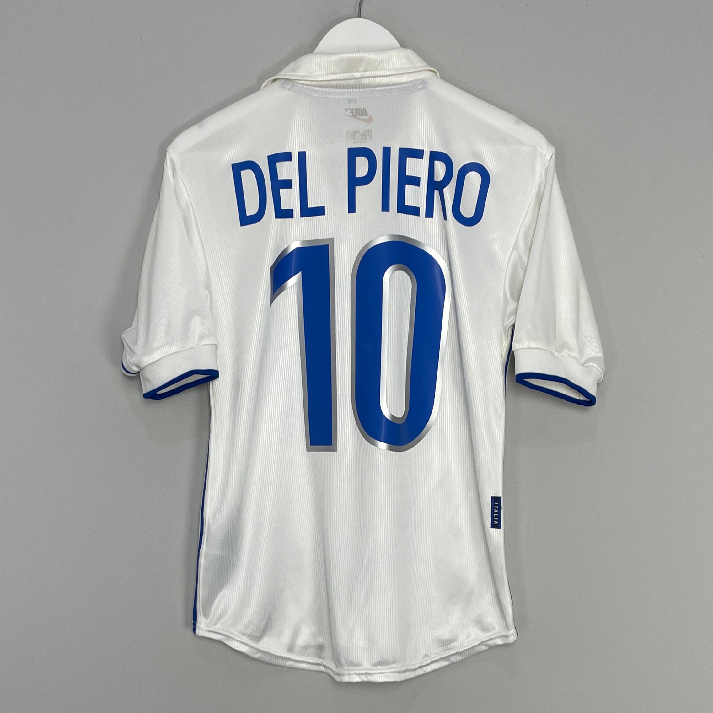 Shop 1998/99 ITALY DEL PIERO #10 AWAY SHIRT (S) NIKE, classic football shirts, vintage football shirts & retro soccer jerseys at Cult Kits