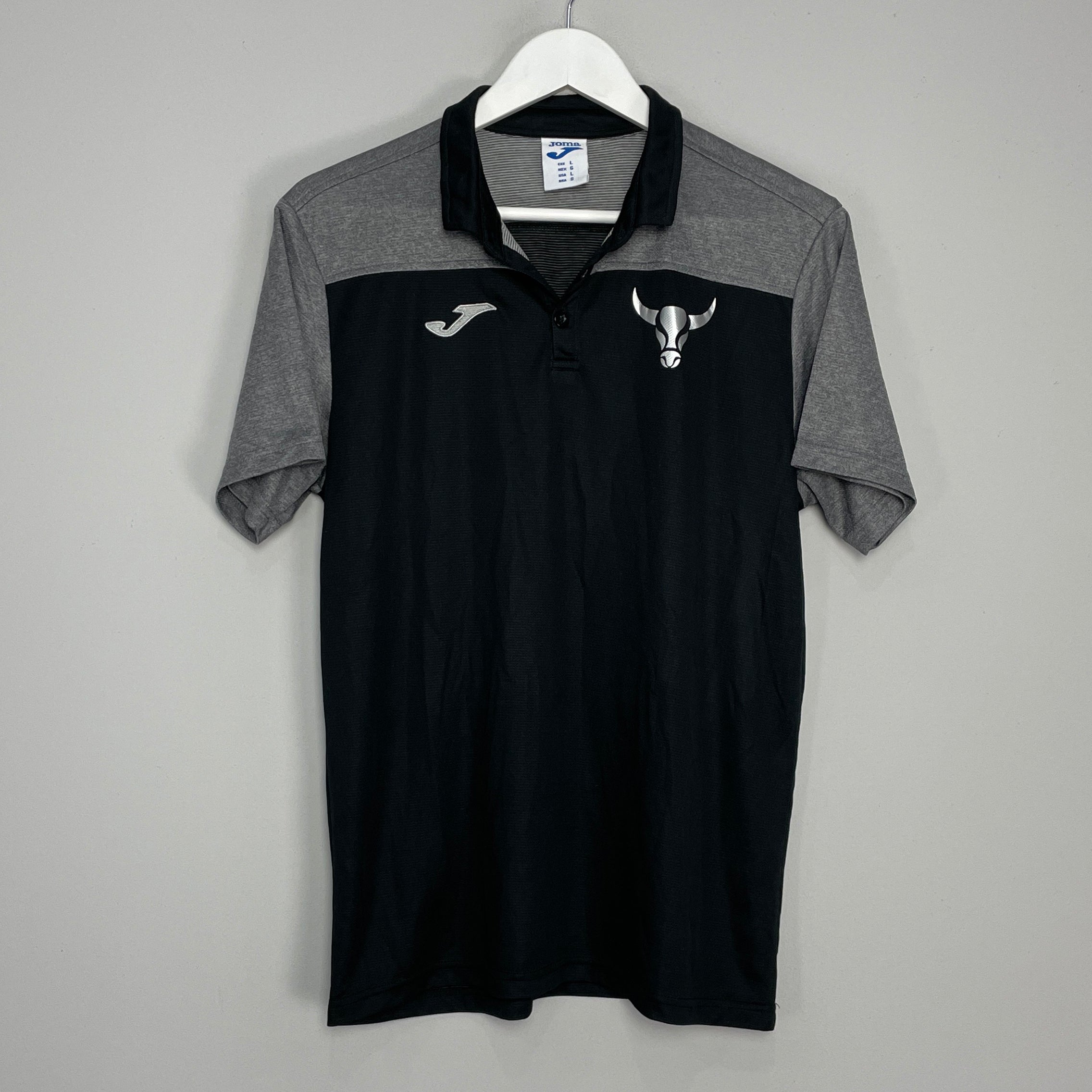 Shop 2022/23 OXFORD UNITED POLO SHIRT (L) JOMA, classic football shirts, vintage football shirts & retro soccer jerseys at Cult Kits