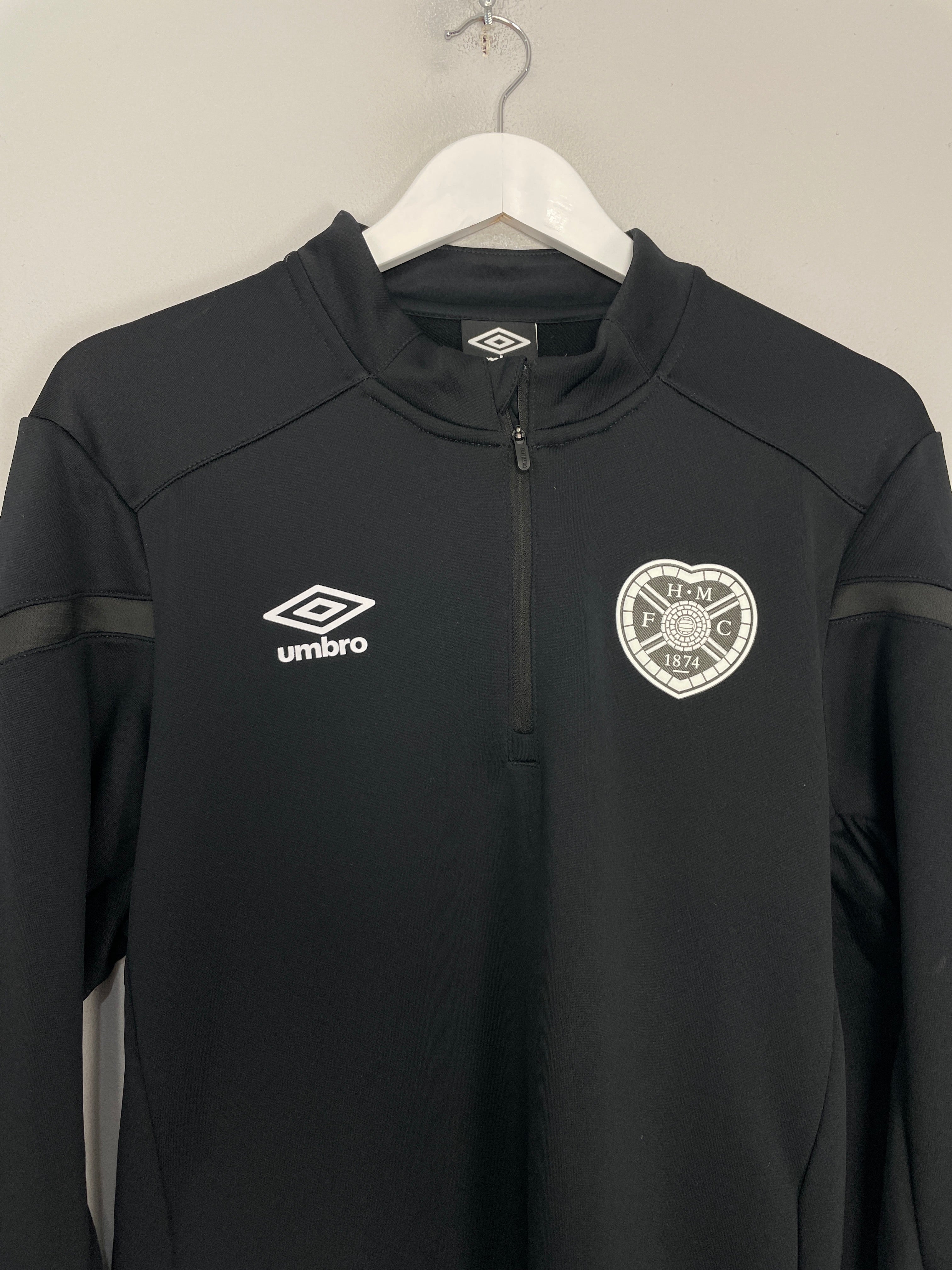 Shop 2022/23 HEARTS 1/4 ZIP DRILL TOP (L) UMBRO, classic football shirts, vintage football shirts & retro soccer jerseys at Cult Kits