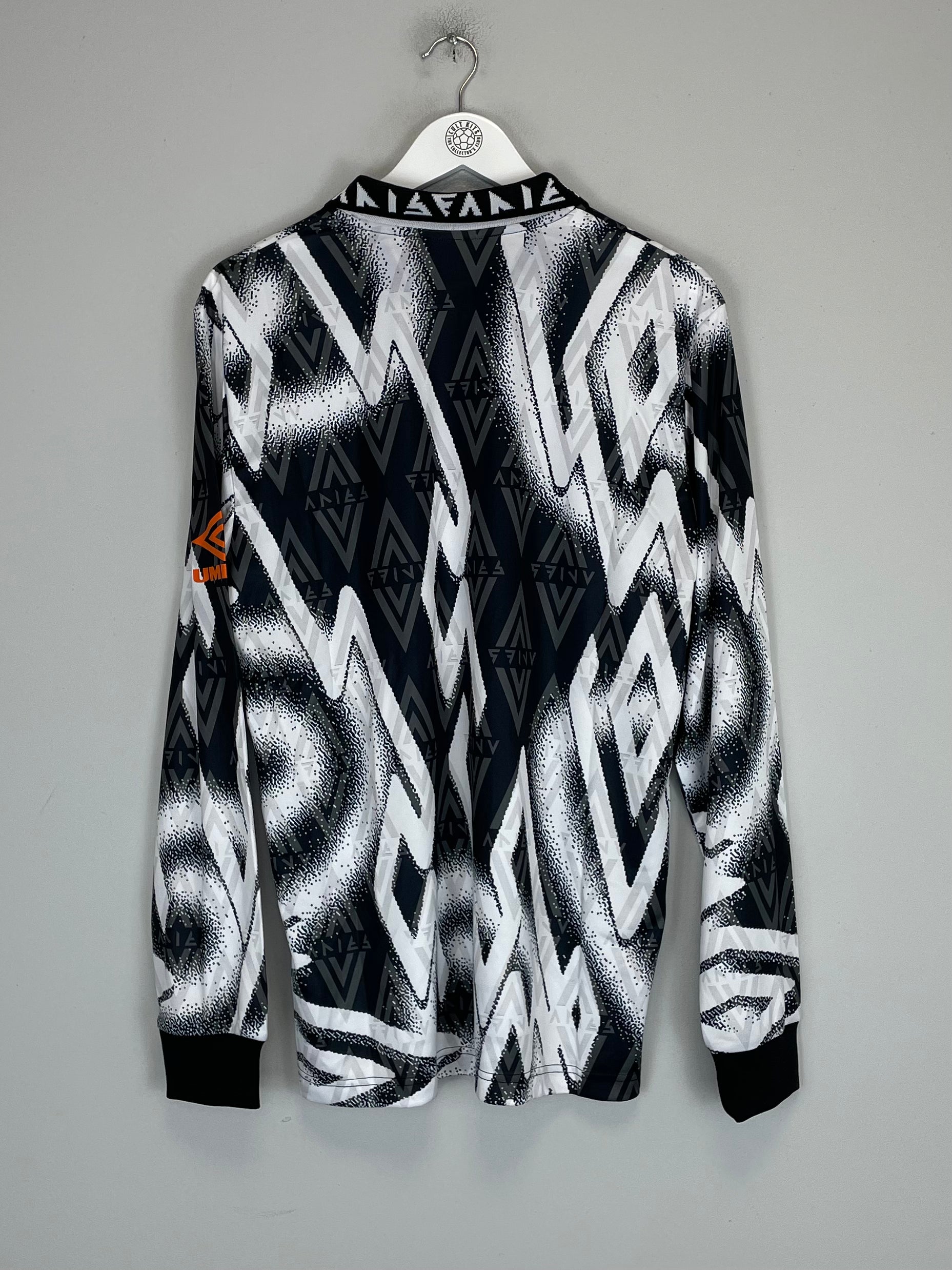 Shop ARIES X UMBRO *BNWT* L/S SHIRT (M), classic football shirts, vintage football shirts & retro soccer jerseys at Cult Kits