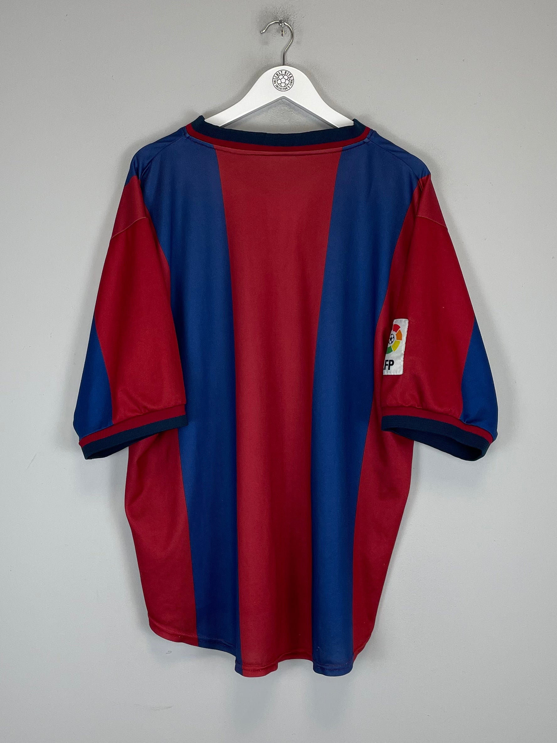 Shop 1998/00 BARCELONA HOME SHIRT (XXL) NIKE, classic football shirts, vintage football shirts & retro soccer jerseys at Cult Kits