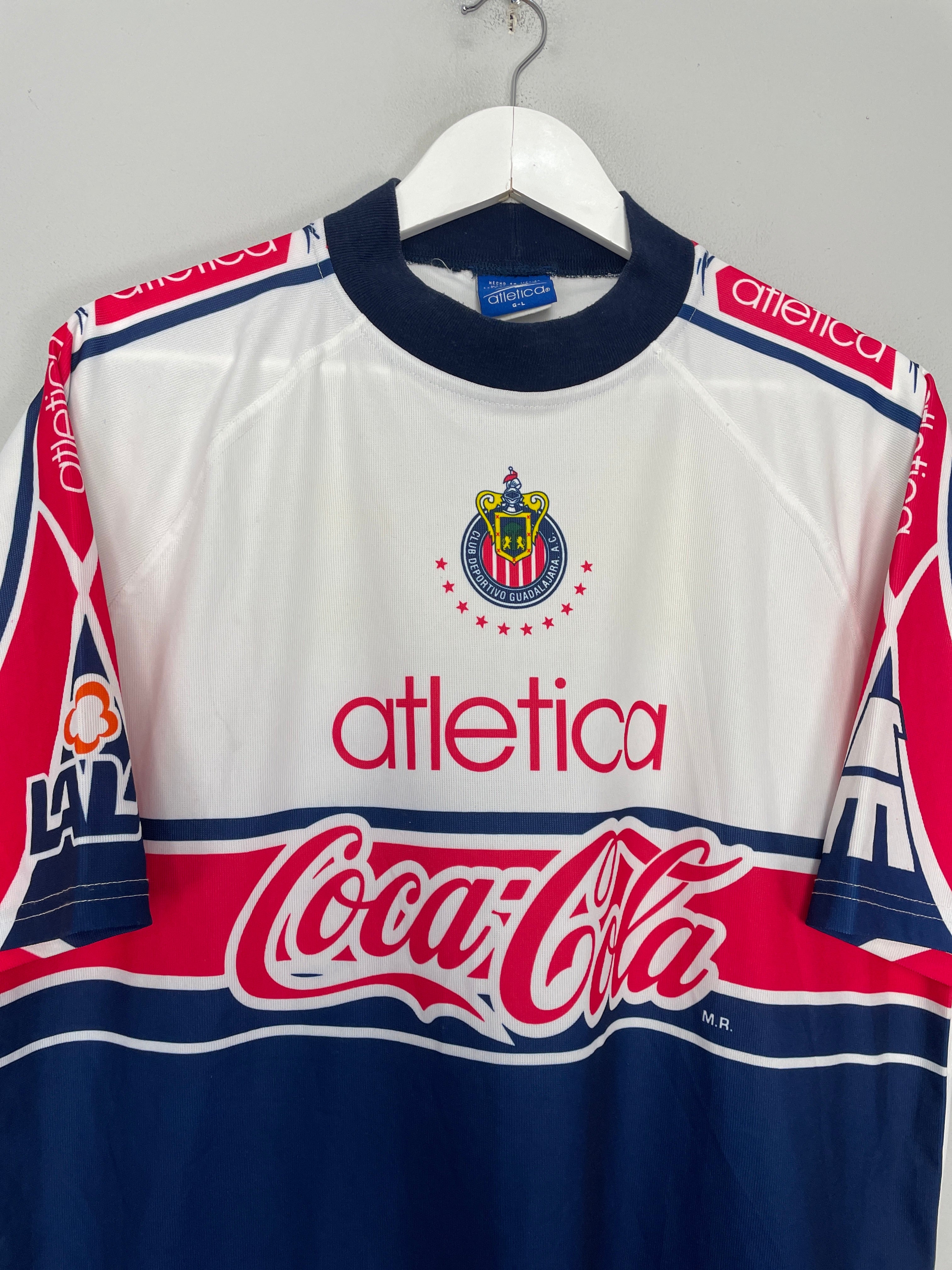 Shop 1998/99 CHIVAS GUADALAJARA TRAINING SHIRT (L) ATLETICA, classic football shirts, vintage football shirts & retro soccer jerseys at Cult Kits