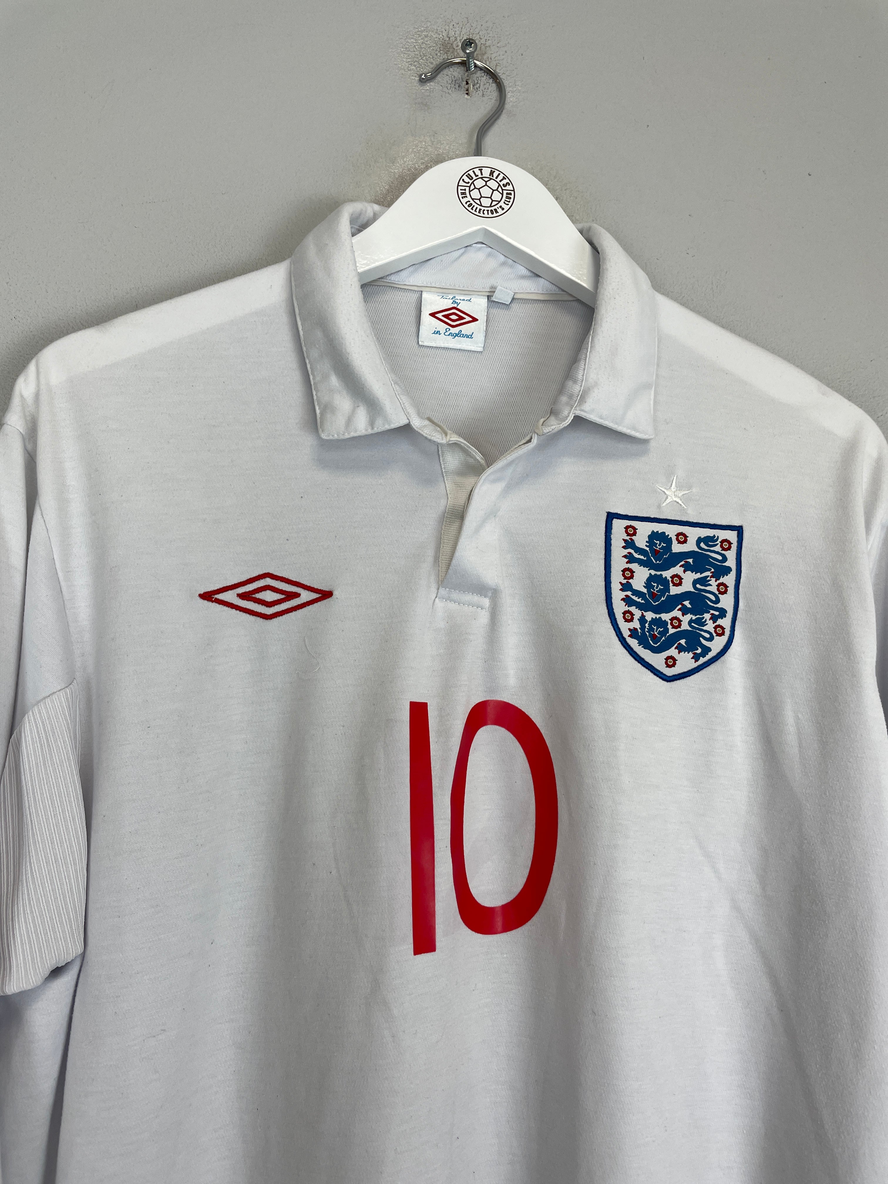 Shop 2009/10 ENGLAND ROONEY #10 L/S HOME SHIRT (L) UMBRO, classic football shirts, vintage football shirts & retro soccer jerseys at Cult Kits