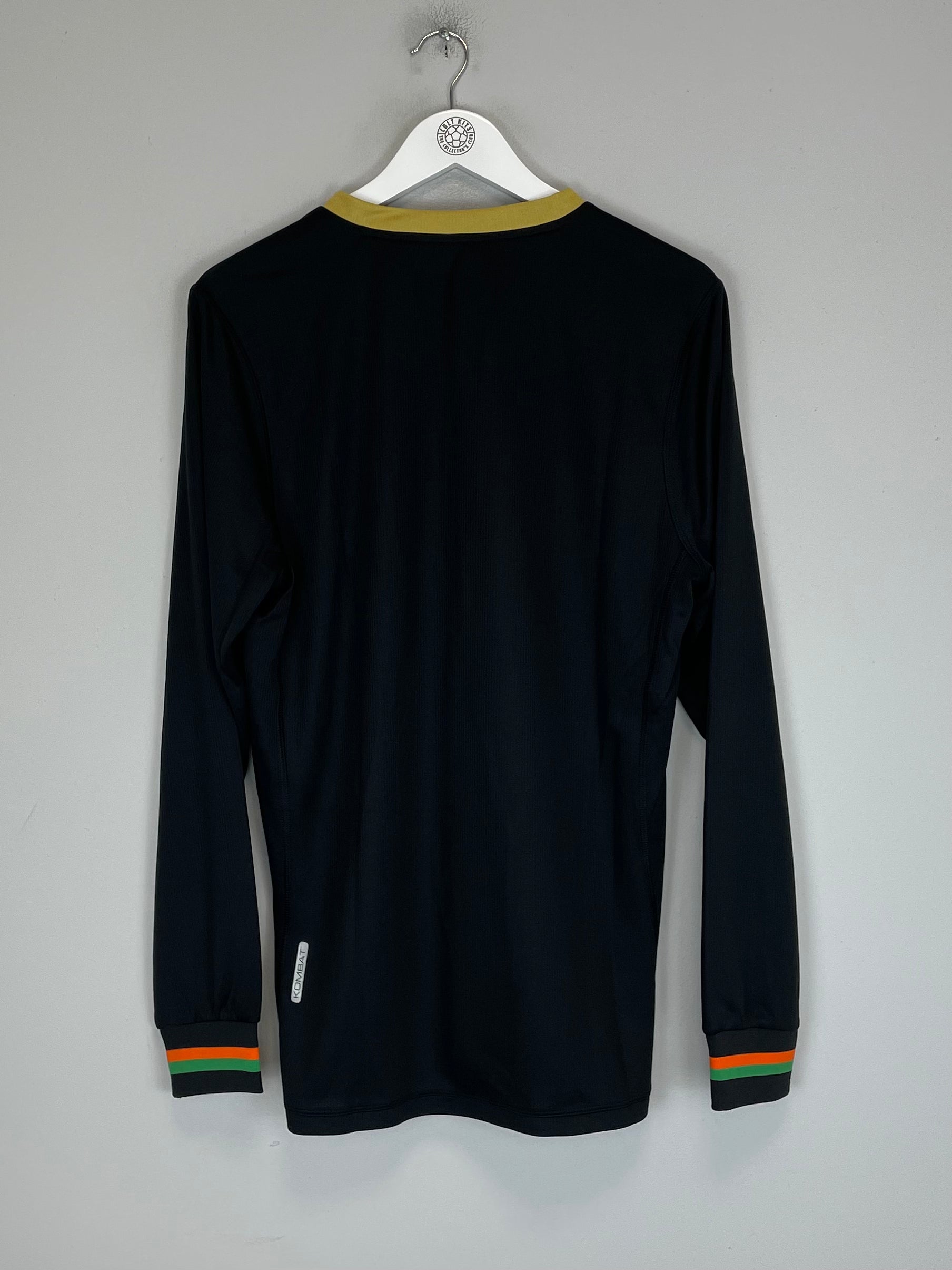 Shop 2023/24 VENEZIA *BNWT* L/S HOME SHIRT (L) KAPPA, classic football shirts, vintage football shirts & retro soccer jerseys at Cult Kits