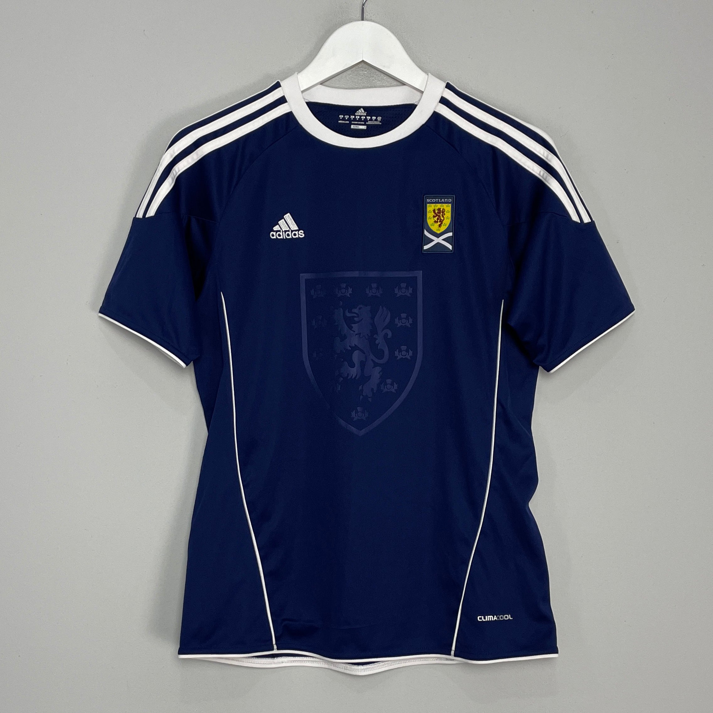 Shop 2010/11 SCOTLAND HOME SHIRT (M) ADIDAS, classic football shirts, vintage football shirts & retro soccer jerseys at Cult Kits