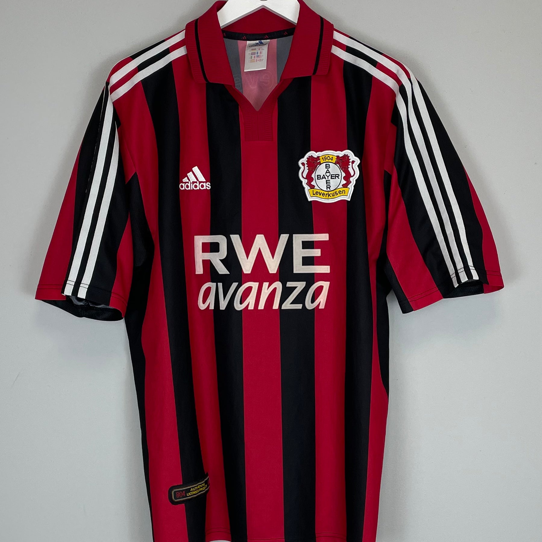 Shop 2000/01 BAYER LEVERKUSEN HOME SHIRT (L) ADIDAS, classic football shirts, vintage football shirts & retro soccer jerseys at Cult Kits