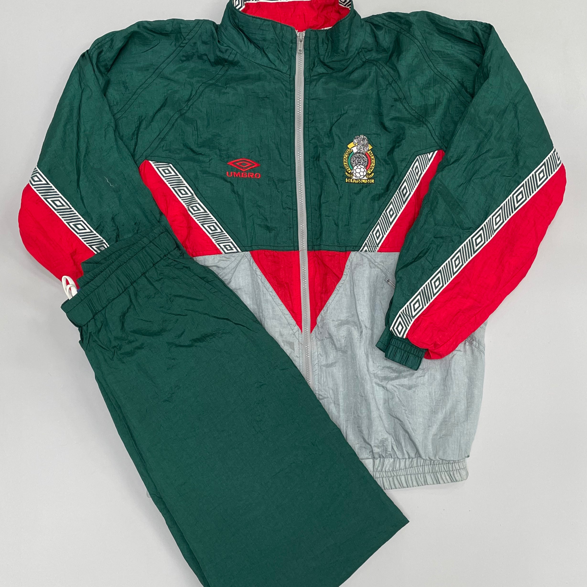 Shop 1993/94 MEXICO FULL TRACKSUIT (XL) UMBRO, classic football shirts, vintage football shirts & retro soccer jerseys at Cult Kits