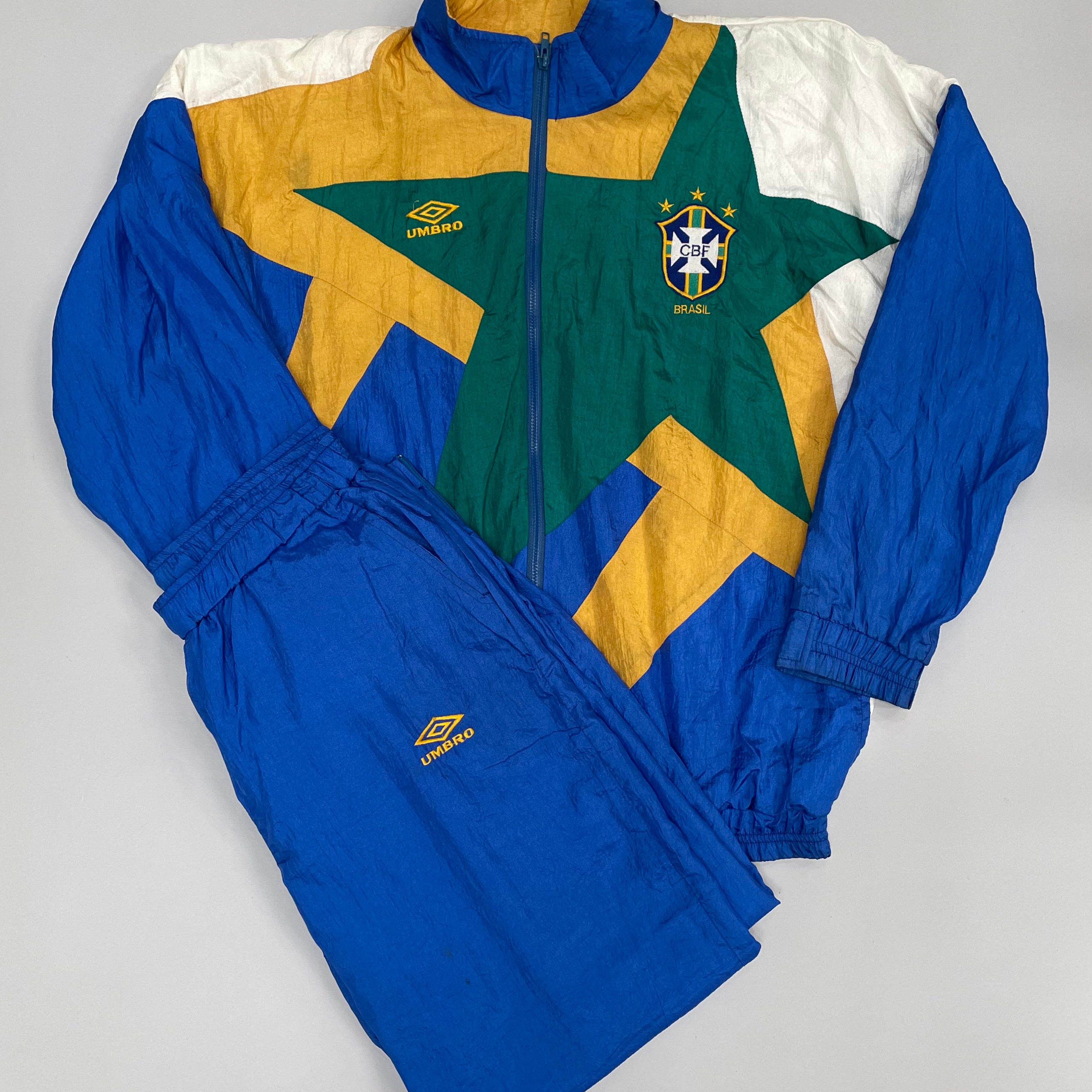 Shop 1994 BRAZIL FULL TRACKSUIT (XL) UMBRO, classic football shirts, vintage football shirts & retro soccer jerseys at Cult Kits