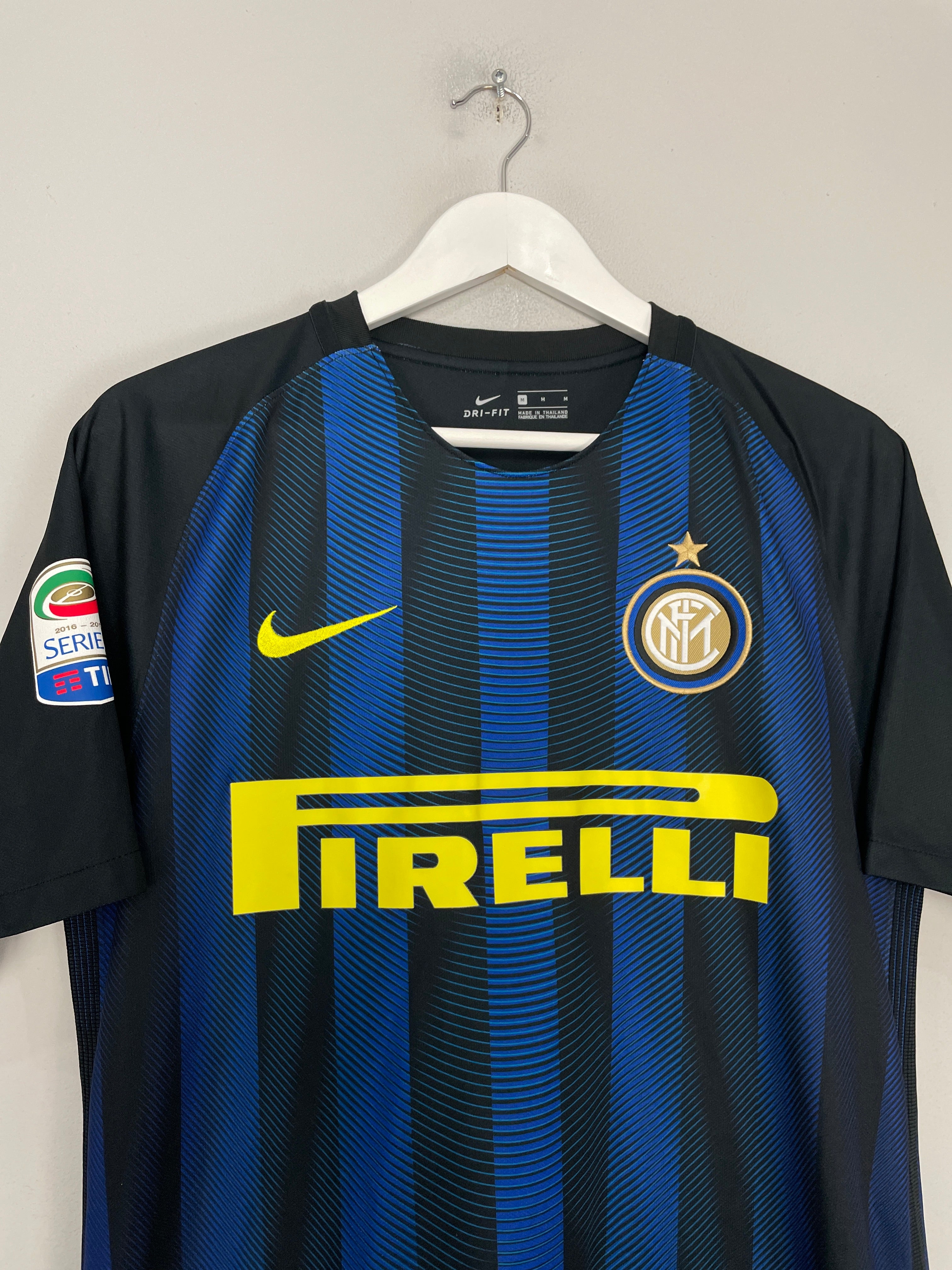 Shop 2016/17 INTER MILAN ICARDI #9 HOME SHIRT (M) NIKE, classic football shirts, vintage football shirts & retro soccer jerseys at Cult Kits