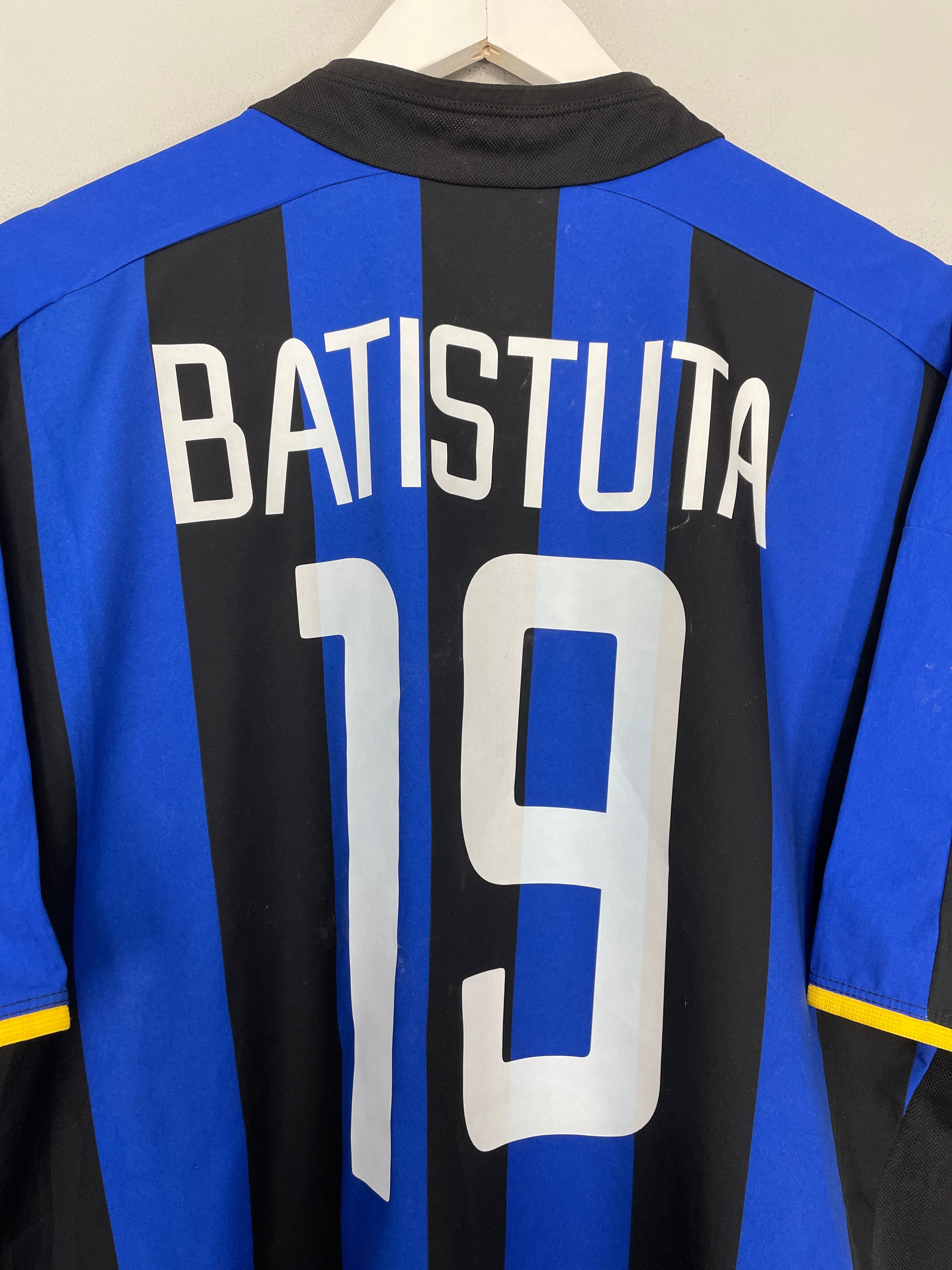Shop 2002/03 INTER MILAN BATISTUTA #19 HOME SHIRT (XL) NIKE, classic football shirts, vintage football shirts & retro soccer jerseys at Cult Kits