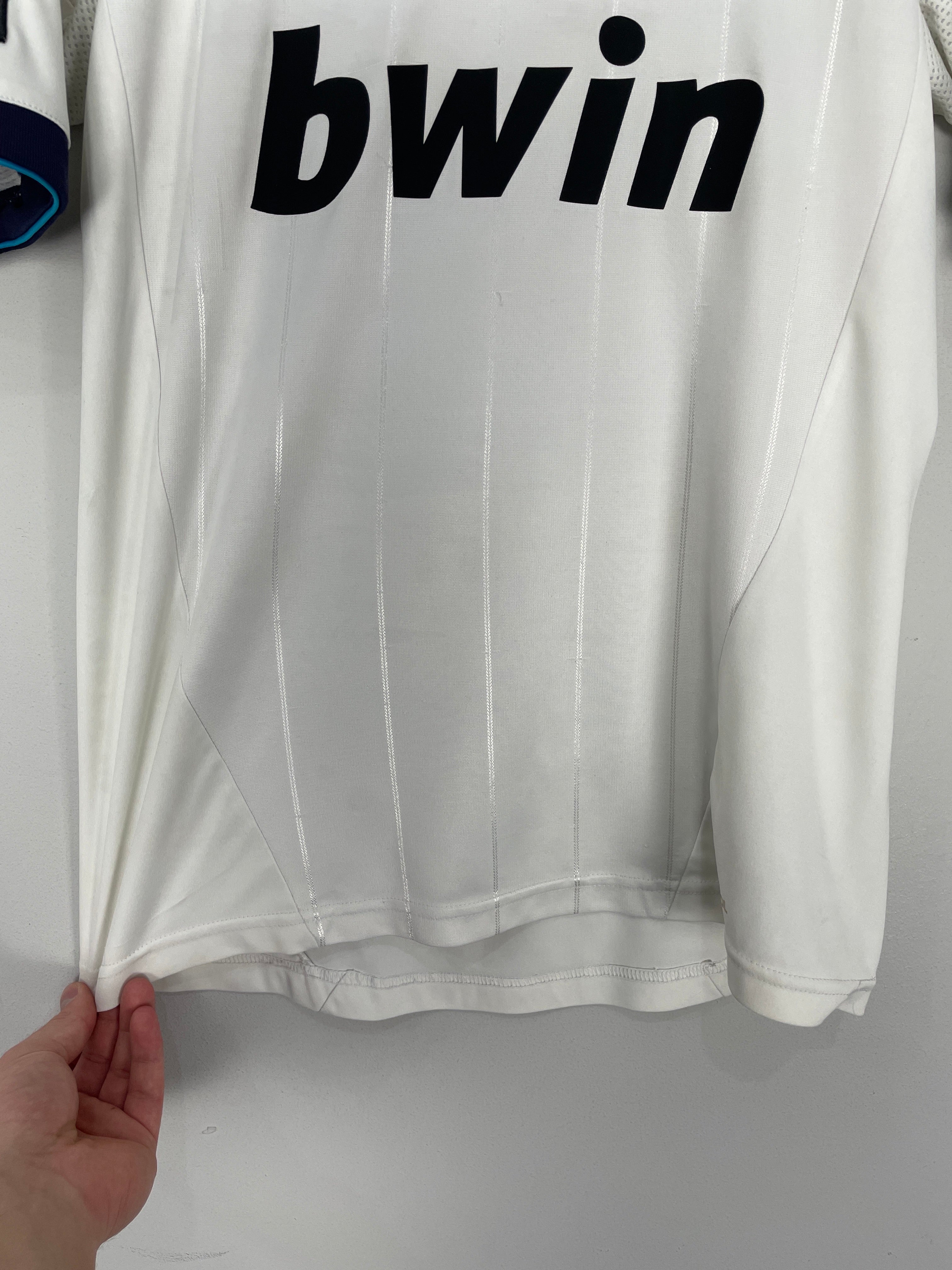 Shop 2012/13 REAL MADRID ALONSO #14 HOME SHIRT (S) ADIDAS, classic football shirts, vintage football shirts & retro soccer jerseys at Cult Kits