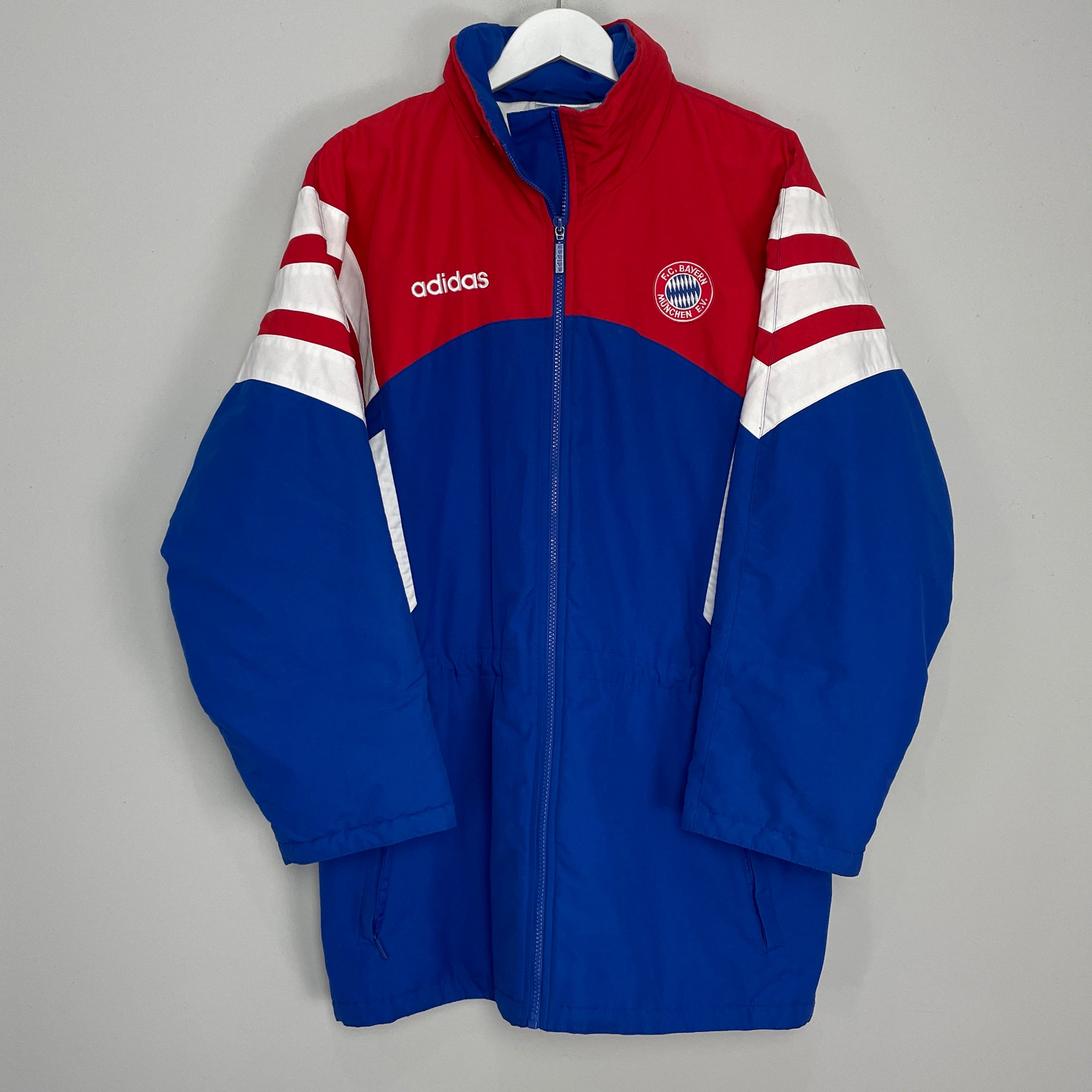 Shop 1995/97 BAYERN MUNICH BENCH COAT (M) ADIDAS, classic football shirts, vintage football shirts & retro soccer jerseys at Cult Kits