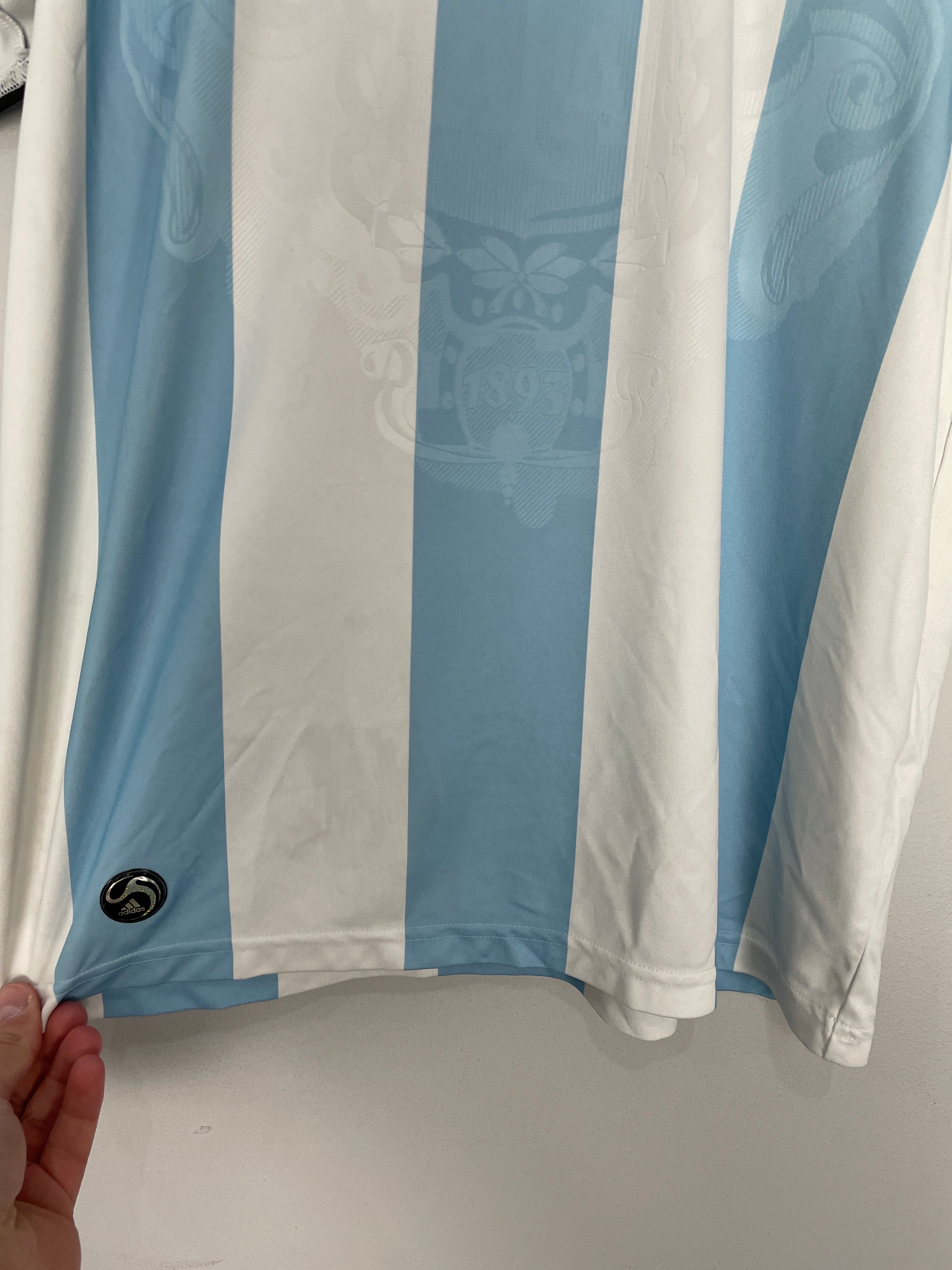 Shop 2007/09 ARGENTINA HOME SHIRT (M) ADIDAS, classic football shirts, vintage football shirts & retro soccer jerseys at Cult Kits