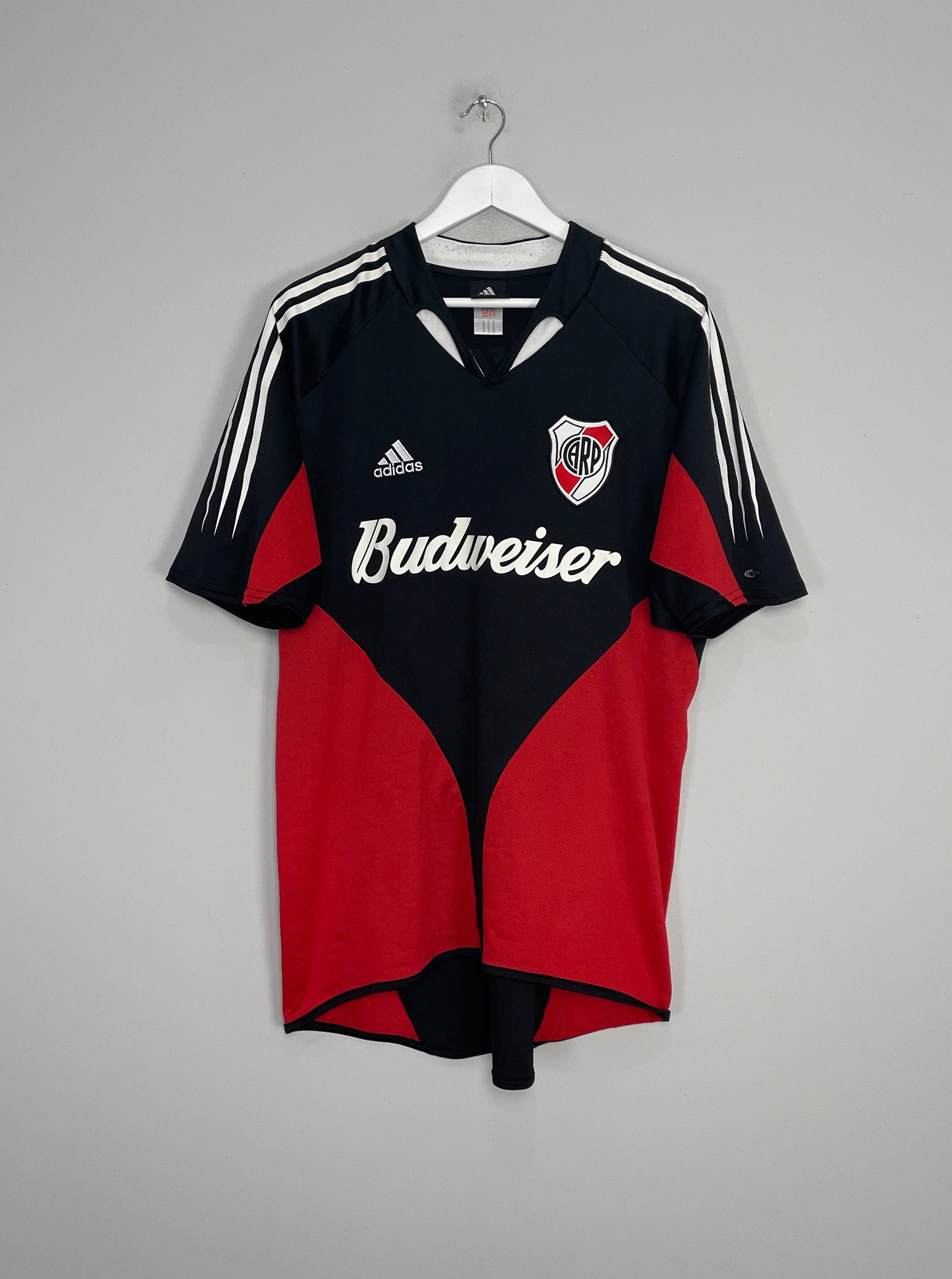 Image of the River Plate shirt from the 2004/05 season