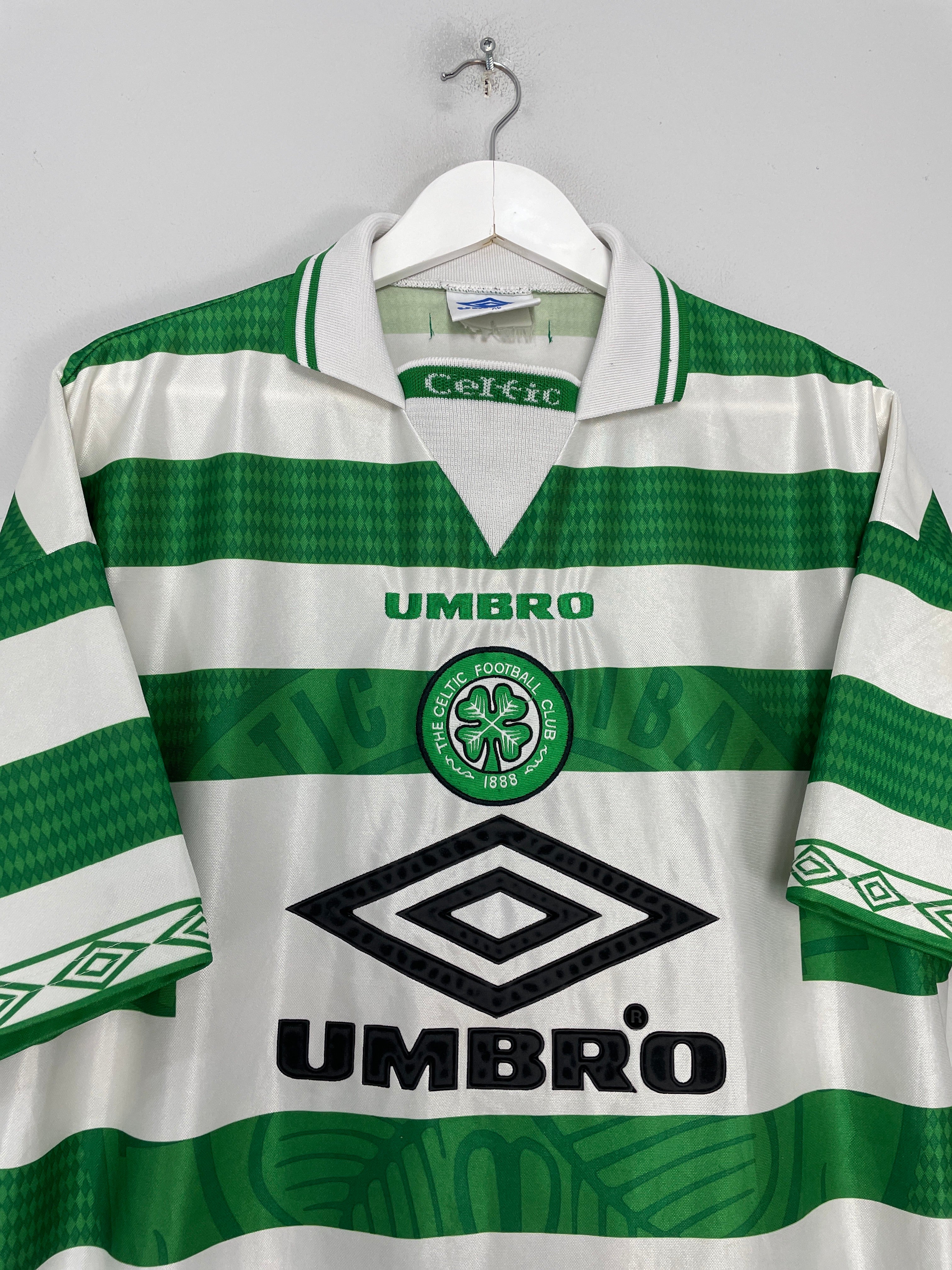 Shop 1997/99 CELTIC HOME SHIRT (XL) UMBRO, classic football shirts, vintage football shirts & retro soccer jerseys at Cult Kits