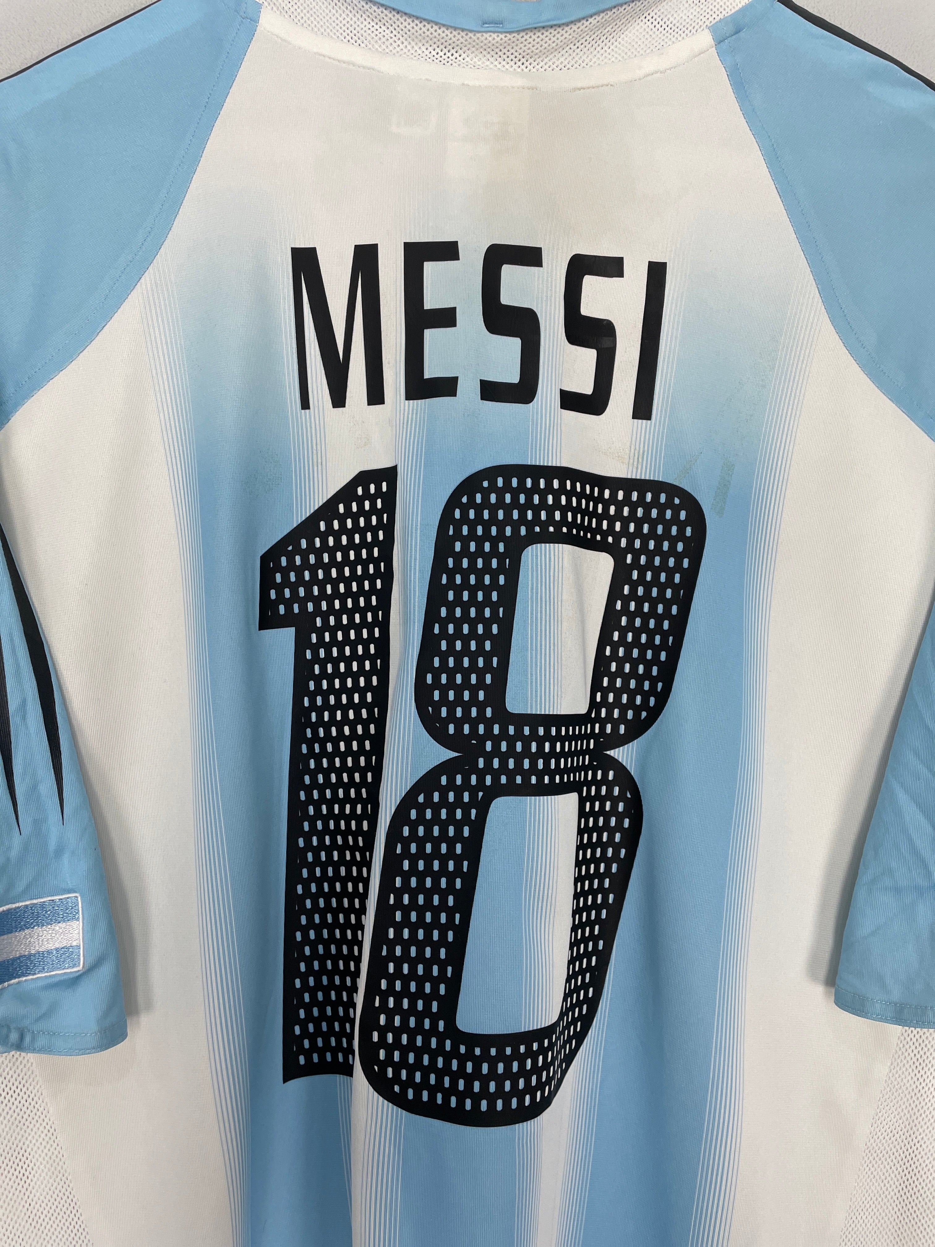 Shop 2004/06 ARGENTINA MESSI #18 HOME SHIRT (XL) ADIDAS, classic football shirts, vintage football shirts & retro soccer jerseys at Cult Kits