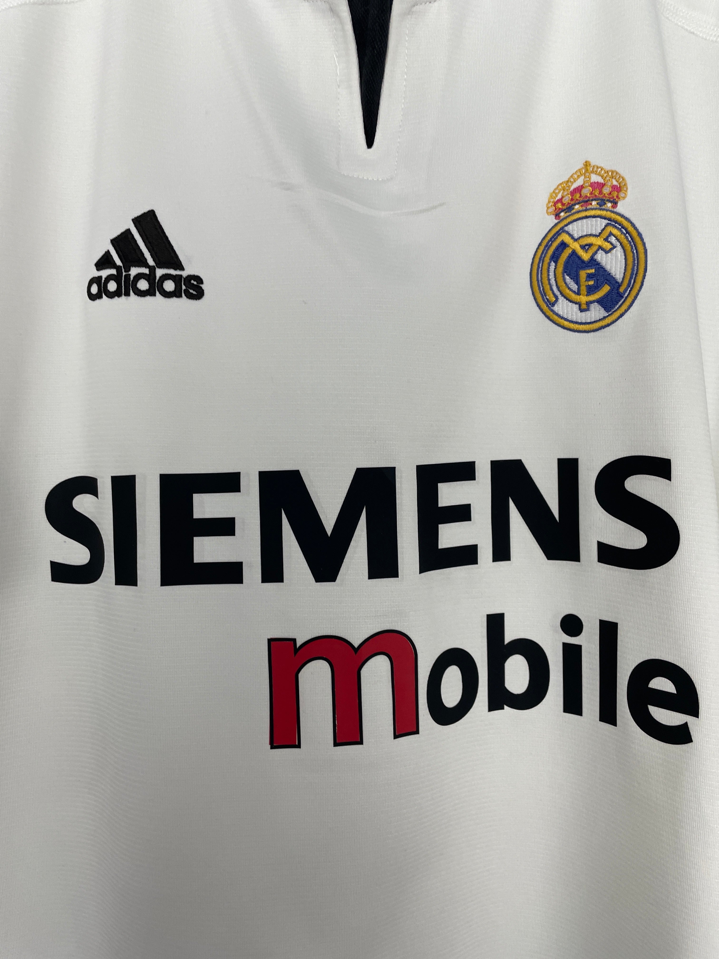 Shop 2003/04 REAL MADRID BECKHAM #23 HOME SHIRT (L) ADIDAS, classic football shirts, vintage football shirts & retro soccer jerseys at Cult Kits