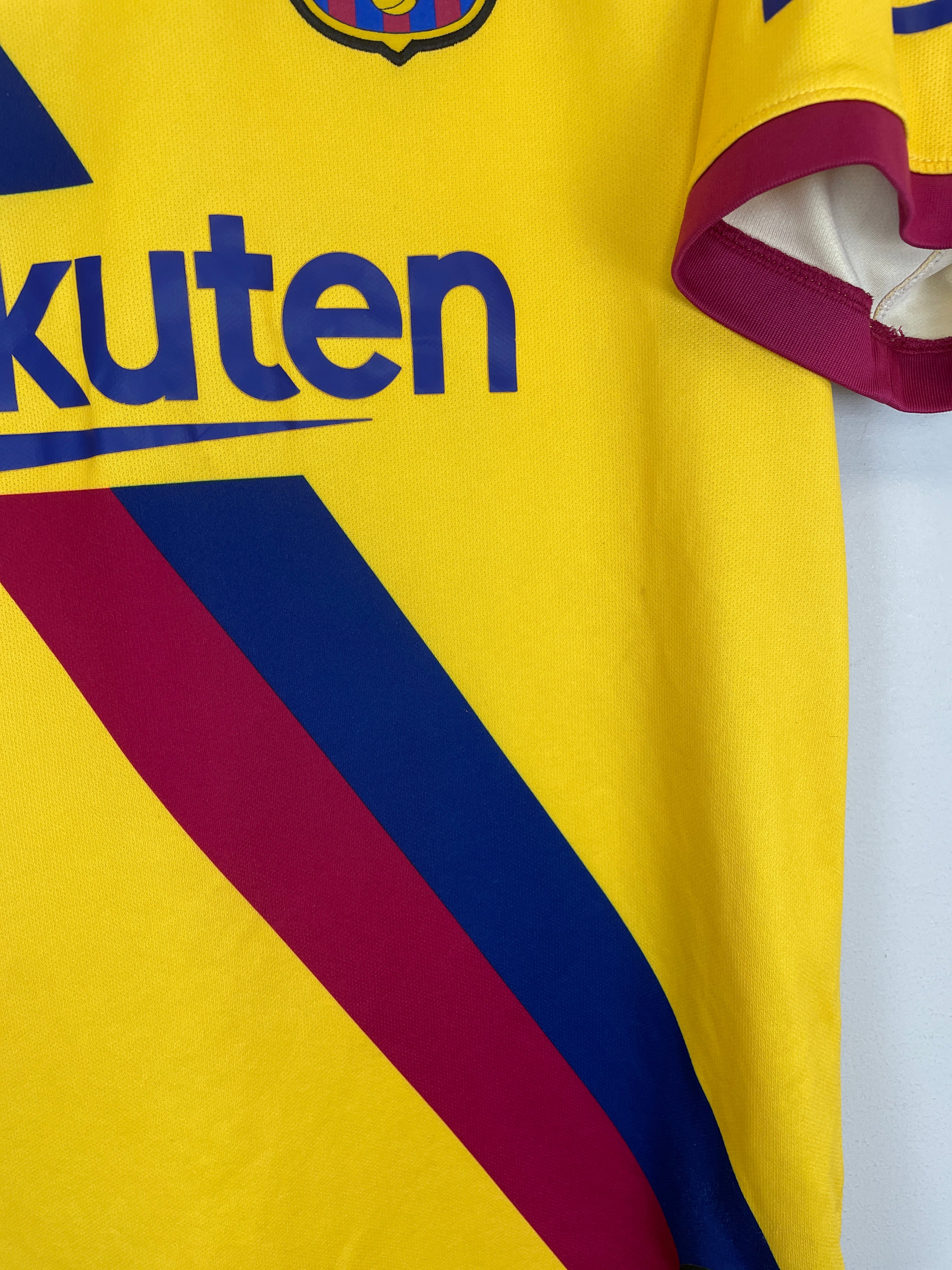 Shop 2019/20 BARCELONA AWAY SHIRT (L) NIKE, classic football shirts, vintage football shirts & retro soccer jerseys at Cult Kits