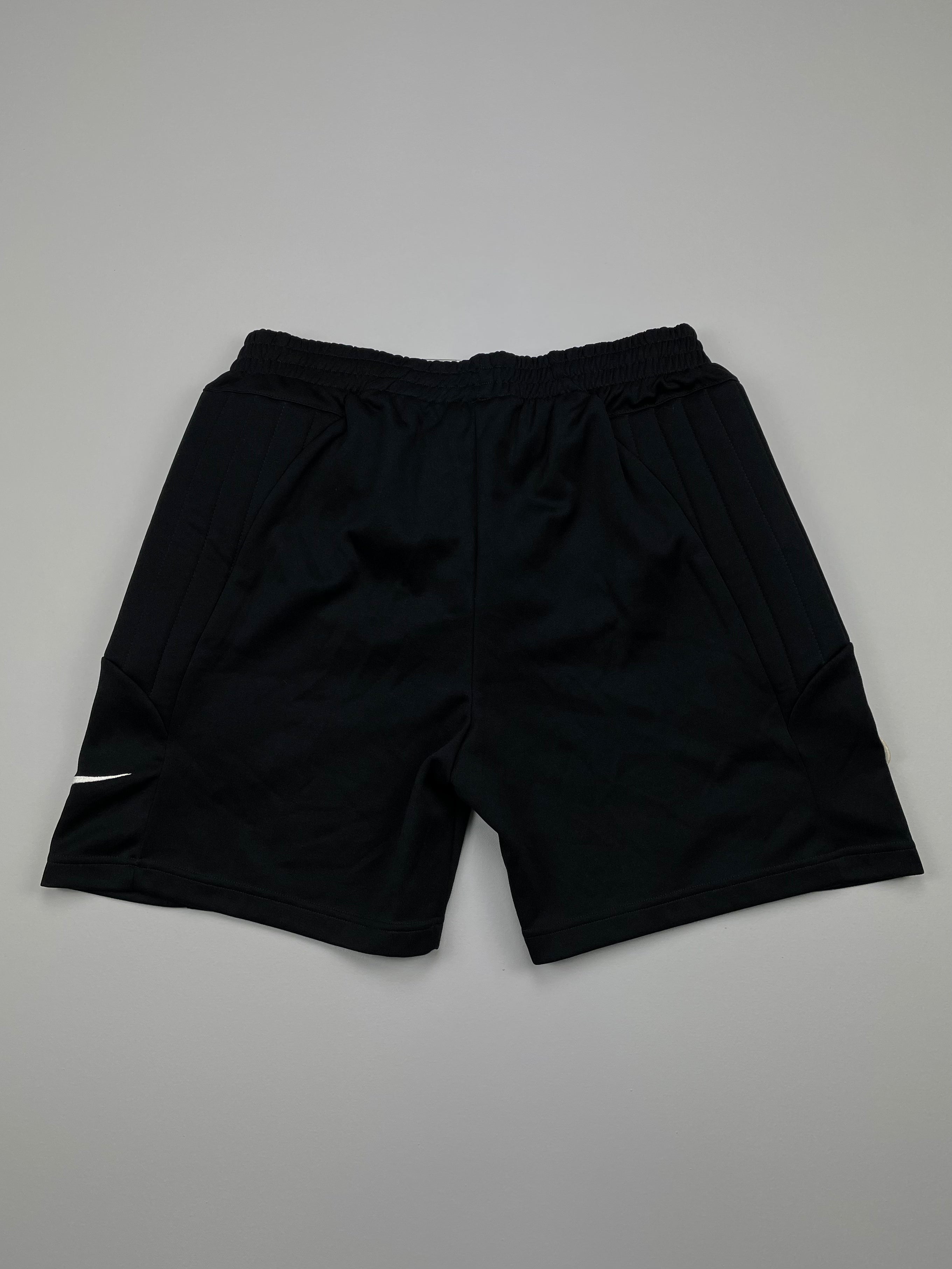 Shop 1996/98 ITALY GK SHORTS (XL) NIKE, classic football shirts, vintage football shirts & retro soccer jerseys at Cult Kits