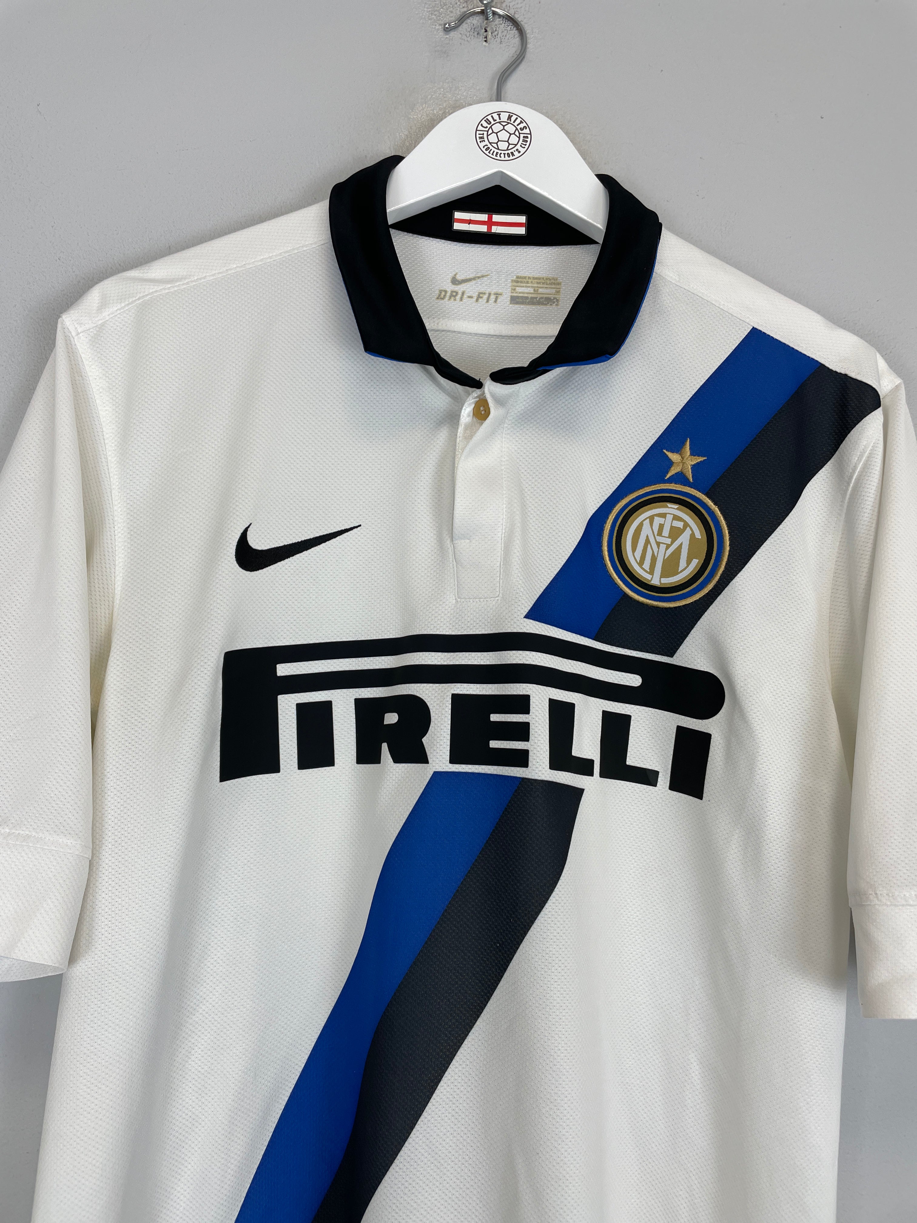 Shop 2011/12 INTER MILAN AWAY SHIRT (M) NIKE, classic football shirts, vintage football shirts & retro soccer jerseys at Cult Kits
