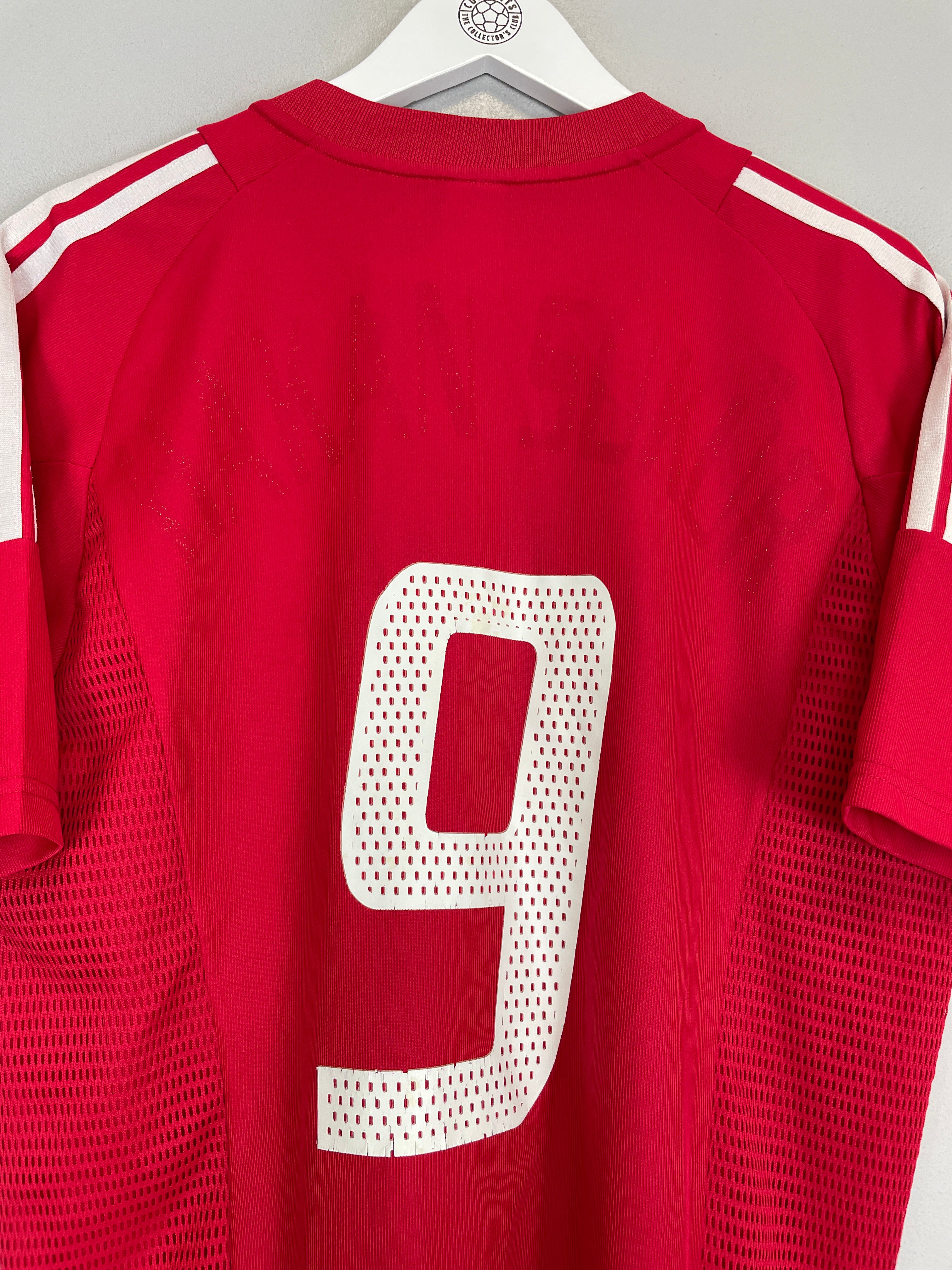 Shop 2002/03 TURKEY #9 HOME SHIRT (M) ADIDAS, classic football shirts, vintage football shirts & retro soccer jerseys at Cult Kits