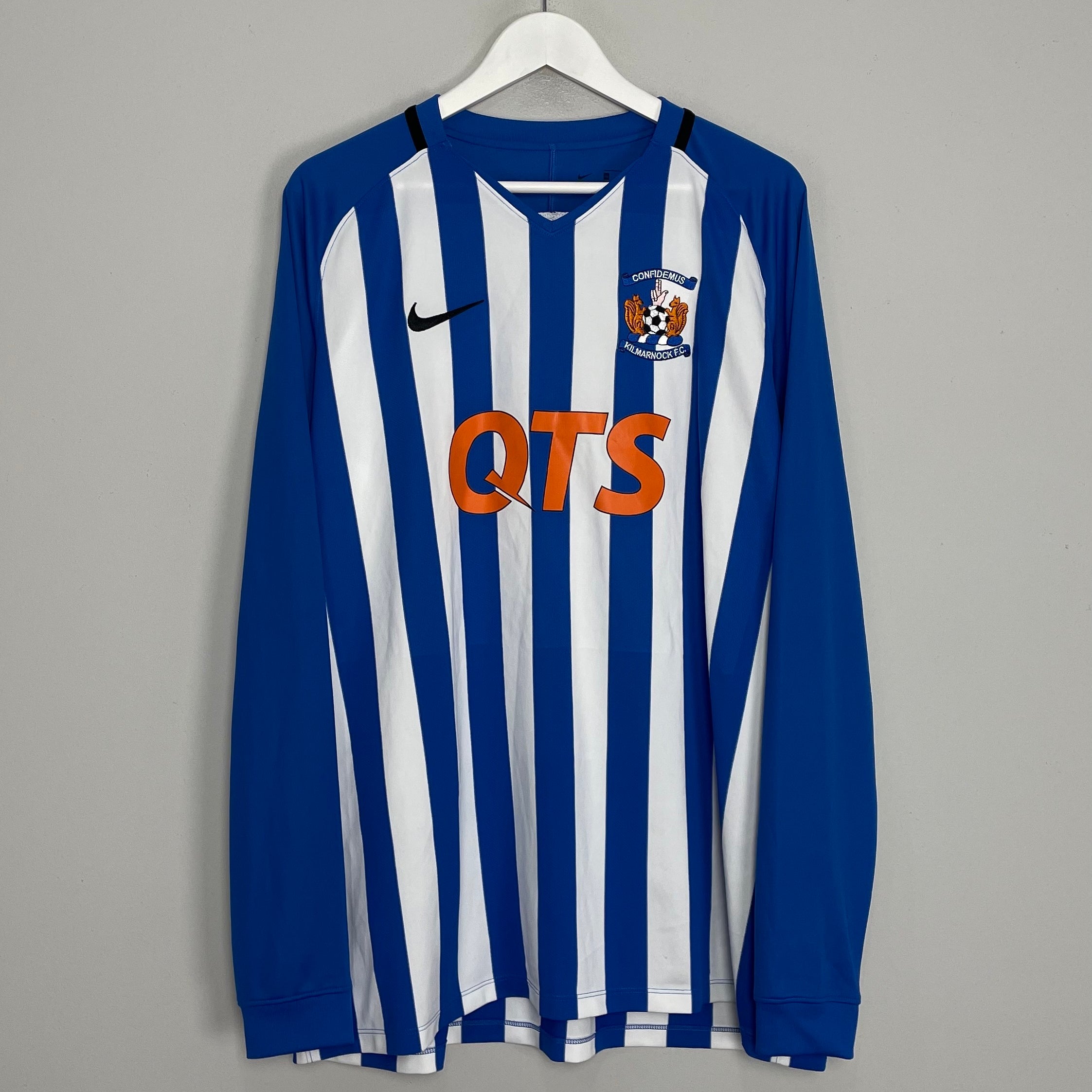 Shop 2018/19 KILMARNOCK L/S HOME SHIRT (XXL) NIKE, classic football shirts, vintage football shirts & retro soccer jerseys at Cult Kits
