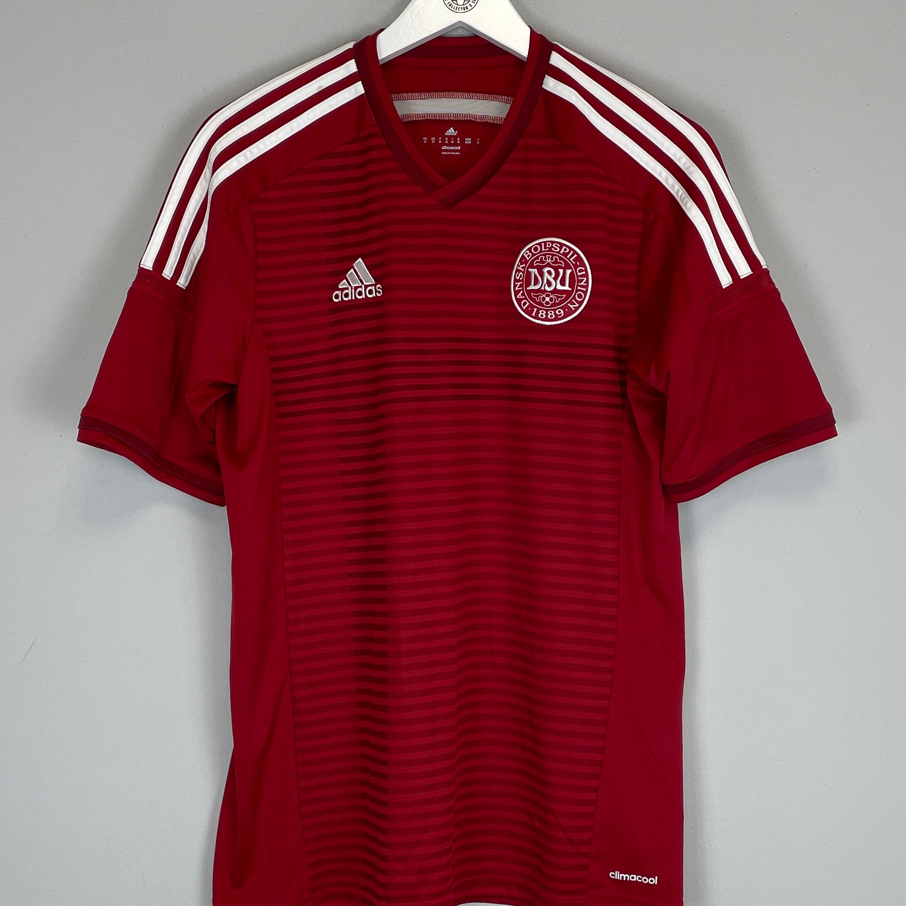 Shop 2014/15 DENMARK HOME SHIRT (M) ADIDAS, classic football shirts, vintage football shirts & retro soccer jerseys at Cult Kits