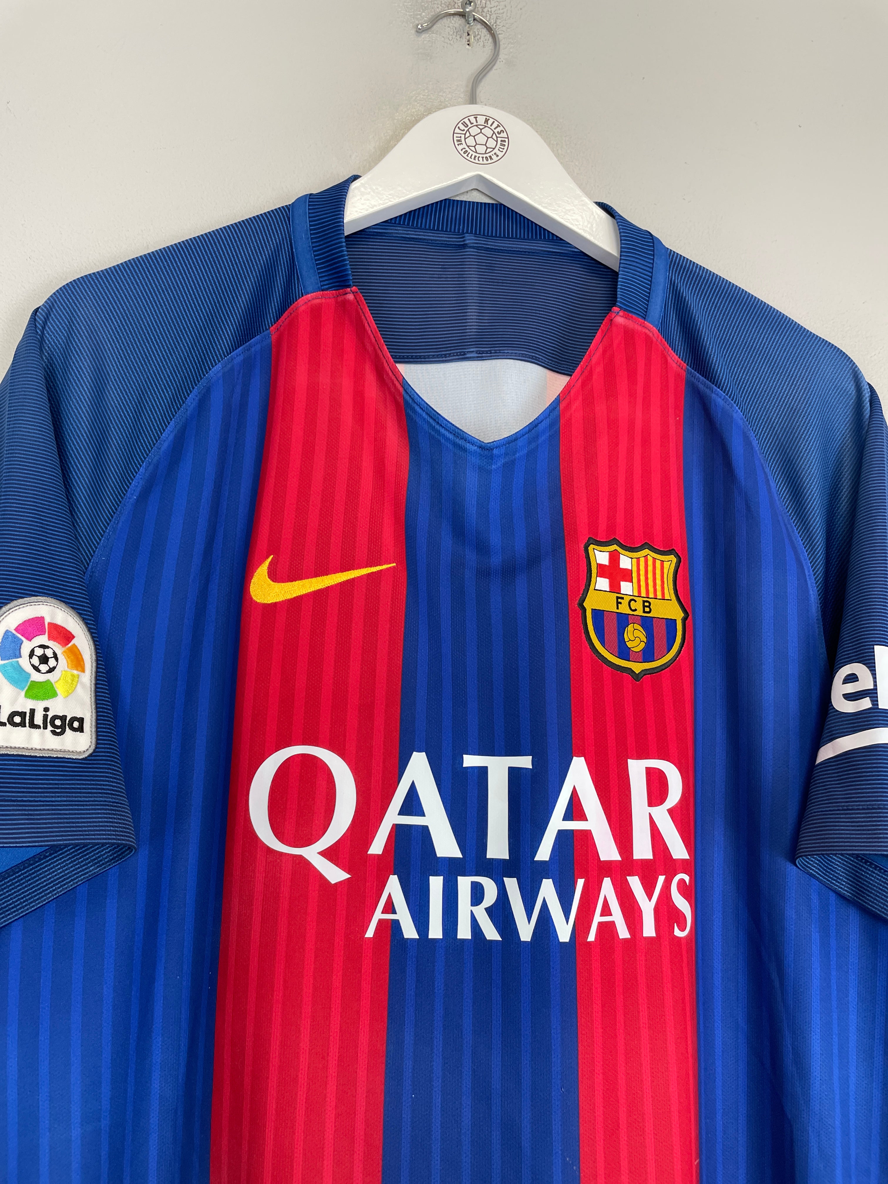 Shop 2016/17 BARCELONA MESSI #10 HOME SHIRT (XL) NIKE, classic football shirts, vintage football shirts & retro soccer jerseys at Cult Kits