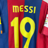 Shop 2006/07 BARCELONA MESSI #19 HOME SHIRT (L) NIKE BASIC, classic football shirts, vintage football shirts & retro soccer jerseys at Cult Kits