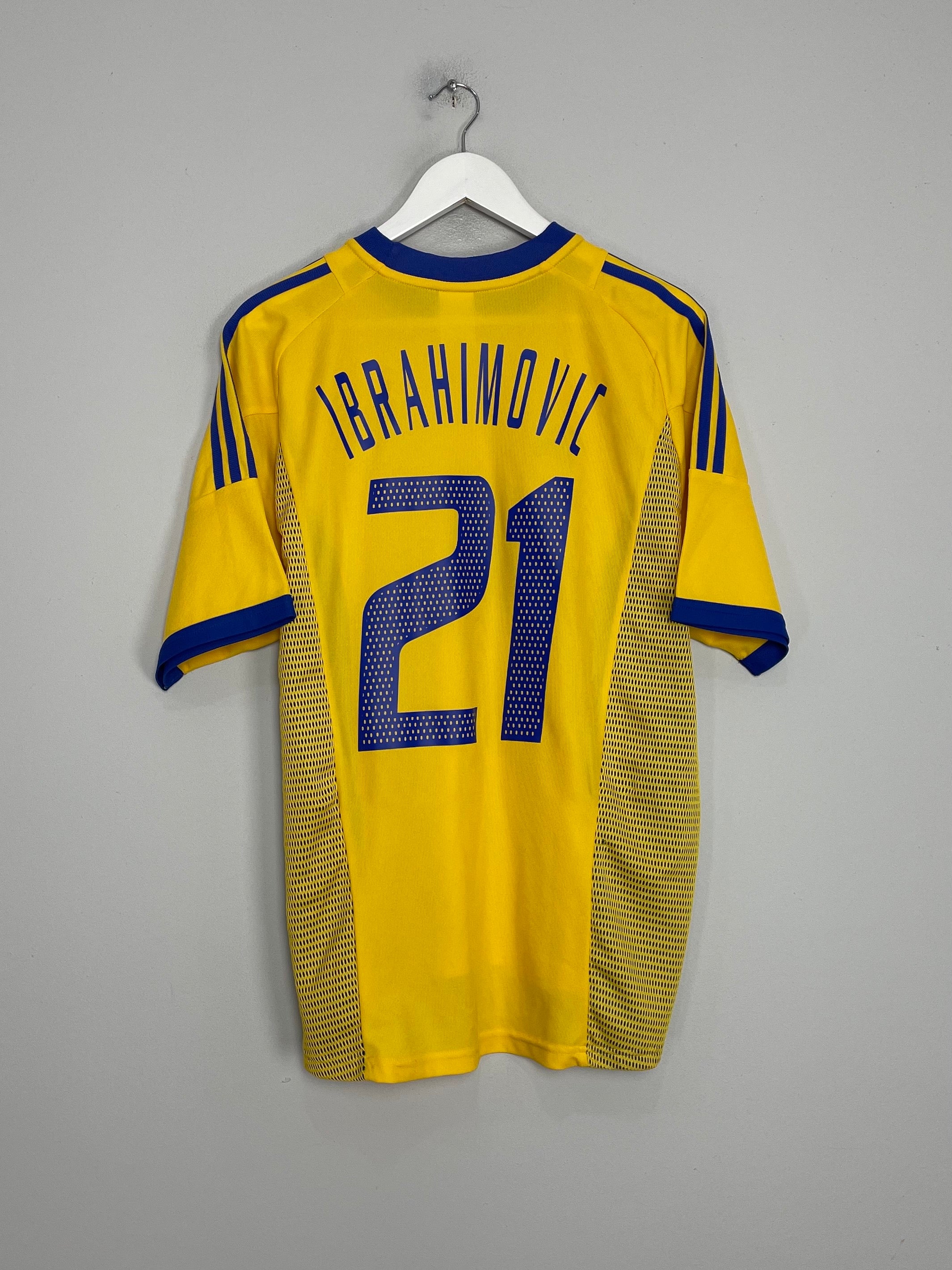 Shop 2002/03 SWEDEN IBRAHIMOVIC #21 HOME SHIRT (L) ADIDAS, classic football shirts, vintage football shirts & retro soccer jerseys at Cult Kits