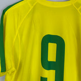 2002/04 BRAZIL #9 HOME SHIRT (M) NIKE