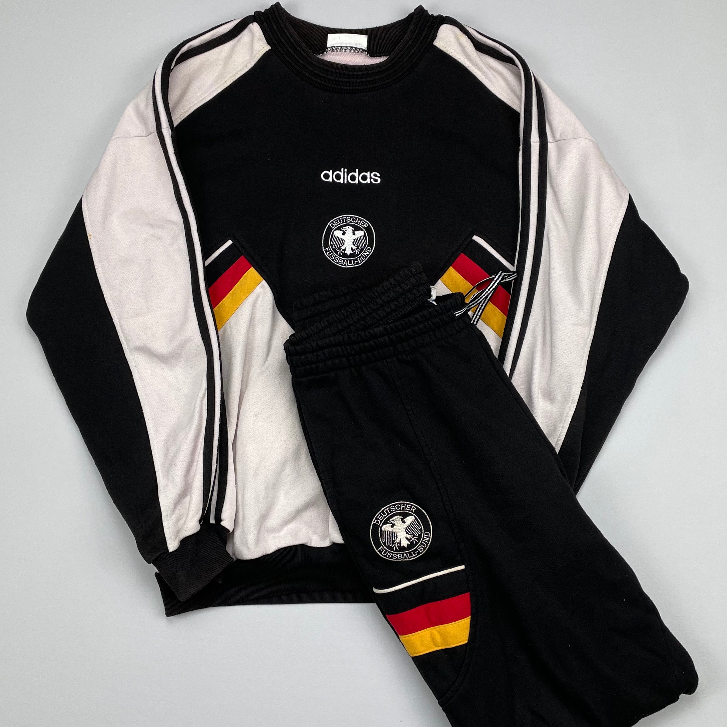 Shop 1994/96 GERMANY FULL TRACKSUIT (L) ADIDAS, classic football shirts, vintage football shirts & retro soccer jerseys at Cult Kits