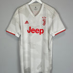 Shop 2019/20 JUVENTUS RONALDO #7 AWAY SHIRT (XL) ADIDAS, classic football shirts, vintage football shirts & retro soccer jerseys at Cult Kits