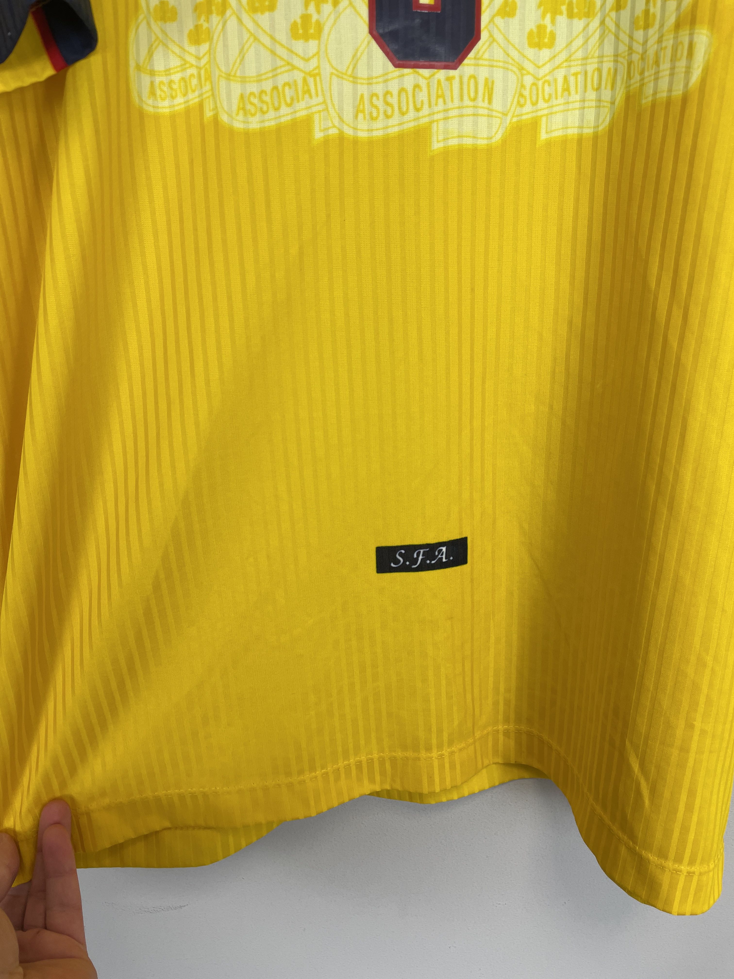 Shop 1996/98 SCOTLAND BURLEY #8 AWAY SHIRT (XL) UMBRO, classic football shirts, vintage football shirts & retro soccer jerseys at Cult Kits