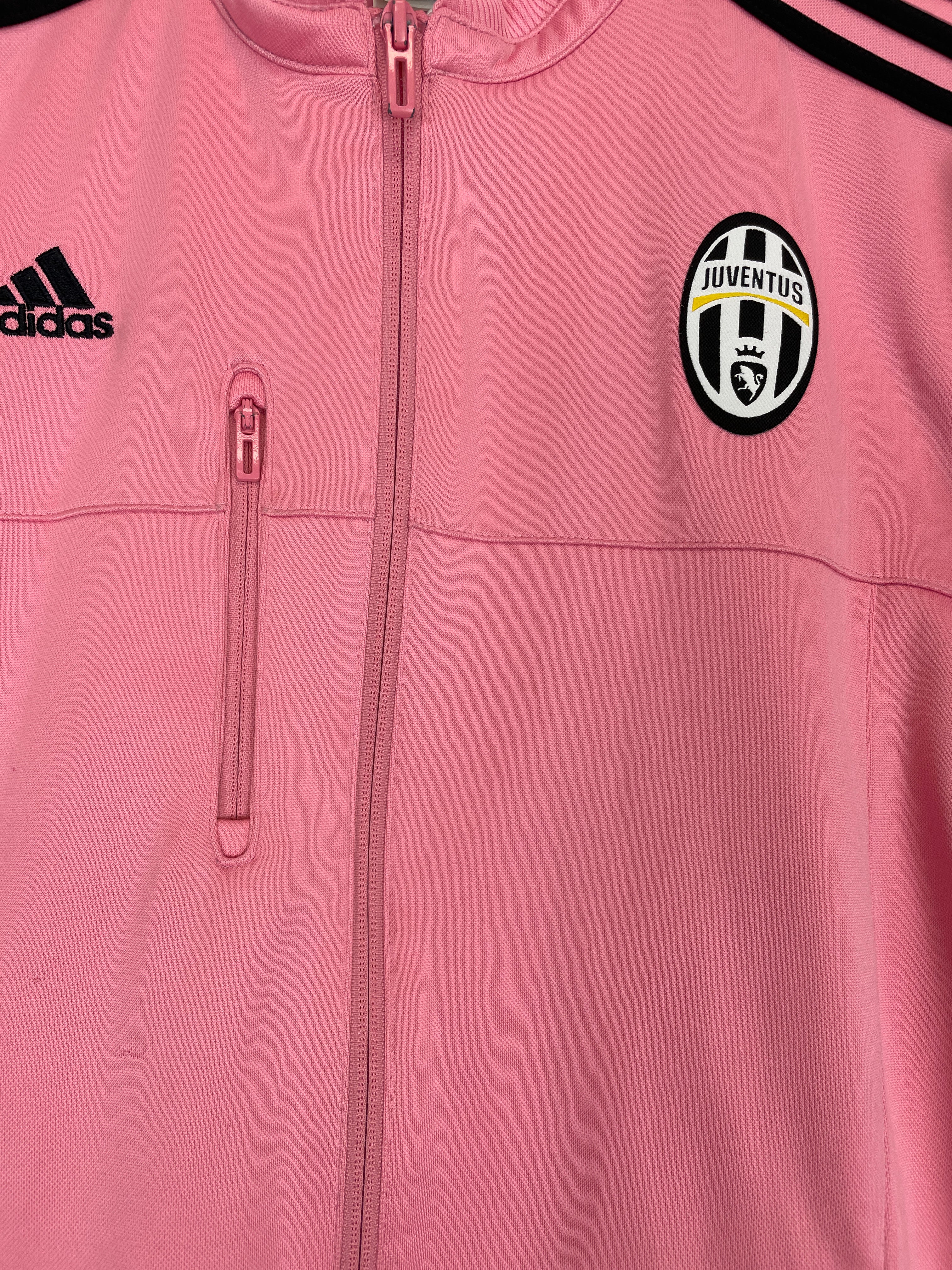 Shop 2015/16 JUVENTUS TRACK JACKET (L) ADIDAS, classic football shirts, vintage football shirts & retro soccer jerseys at Cult Kits