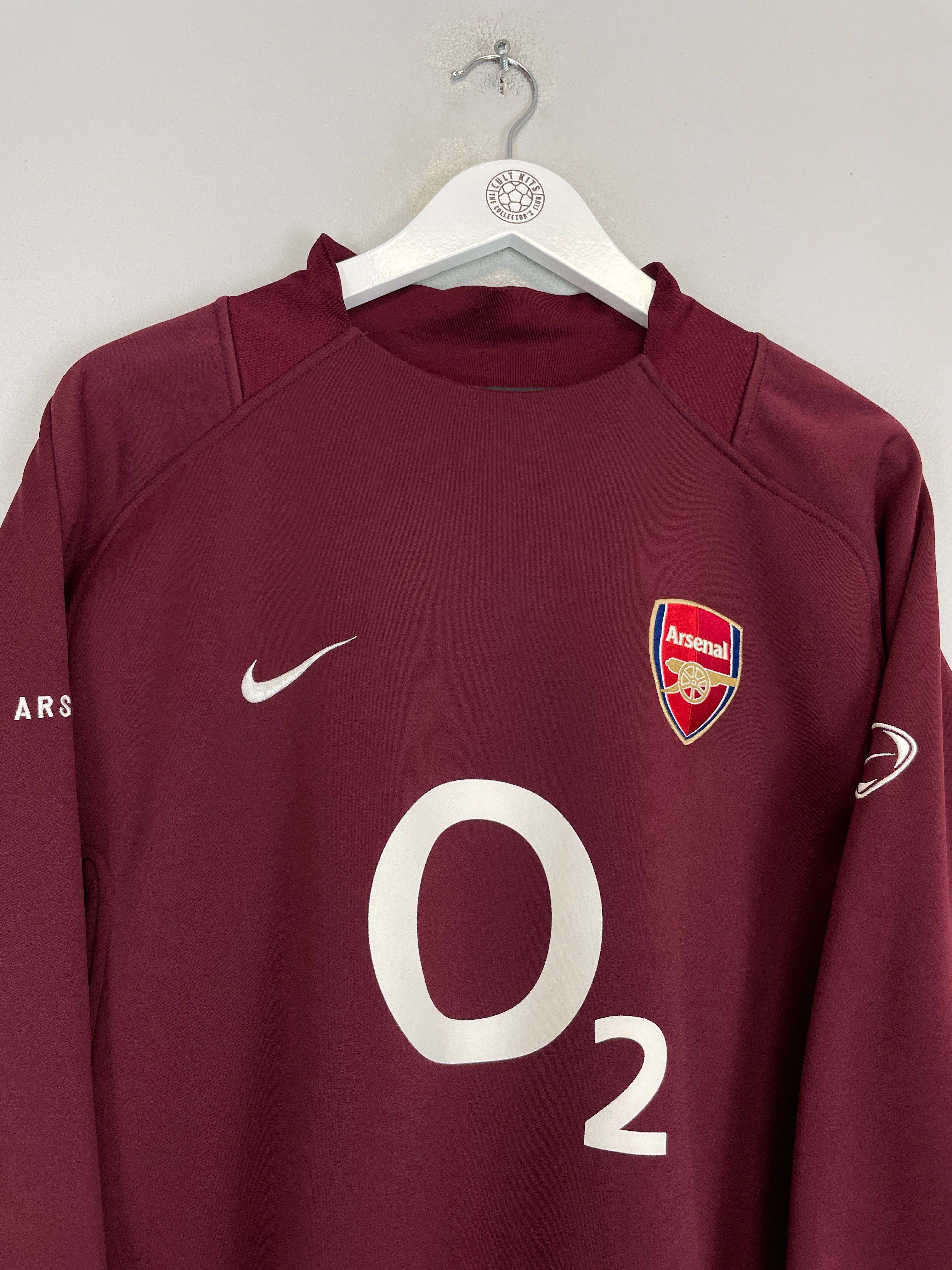 Shop 2005/06 ARSENAL SWEATSHIRT (L) NIKE, classic football shirts, vintage football shirts & retro soccer jerseys at Cult Kits