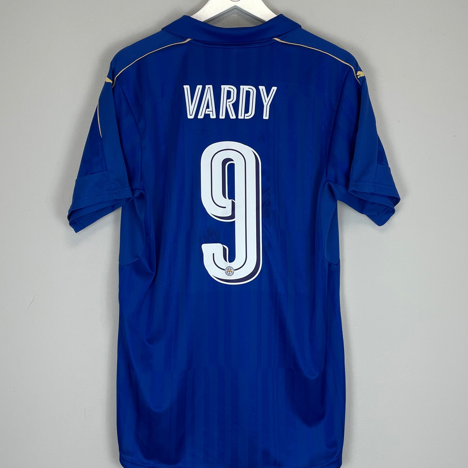 Shop 2016/17 LEICESTER CITY VARDY #9 HOME SHIRT (L) PUMA, classic football shirts, vintage football shirts & retro soccer jerseys at Cult Kits