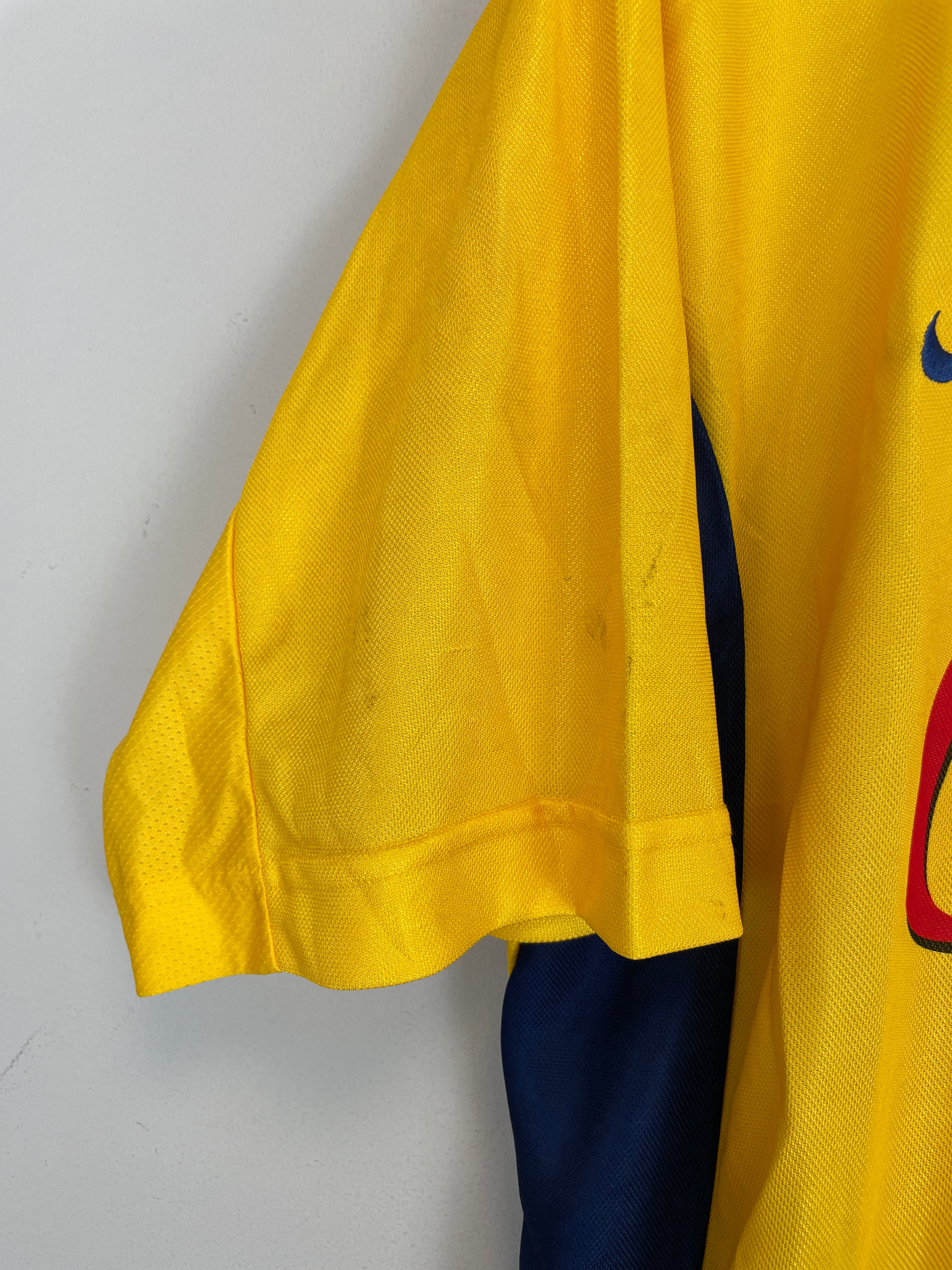 Shop 2000/01 CLUB AMERICA HOME SHIRT (XL) NIKE, classic football shirts, vintage football shirts & retro soccer jerseys at Cult Kits