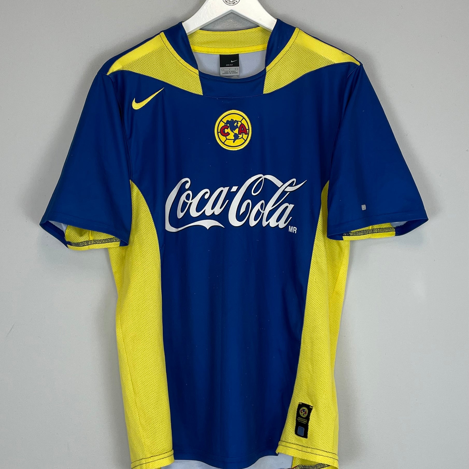 Shop 2004/05 CLUB AMERICA HOME SHIRT (L) NIKE, classic football shirts, vintage football shirts & retro soccer jerseys at Cult Kits
