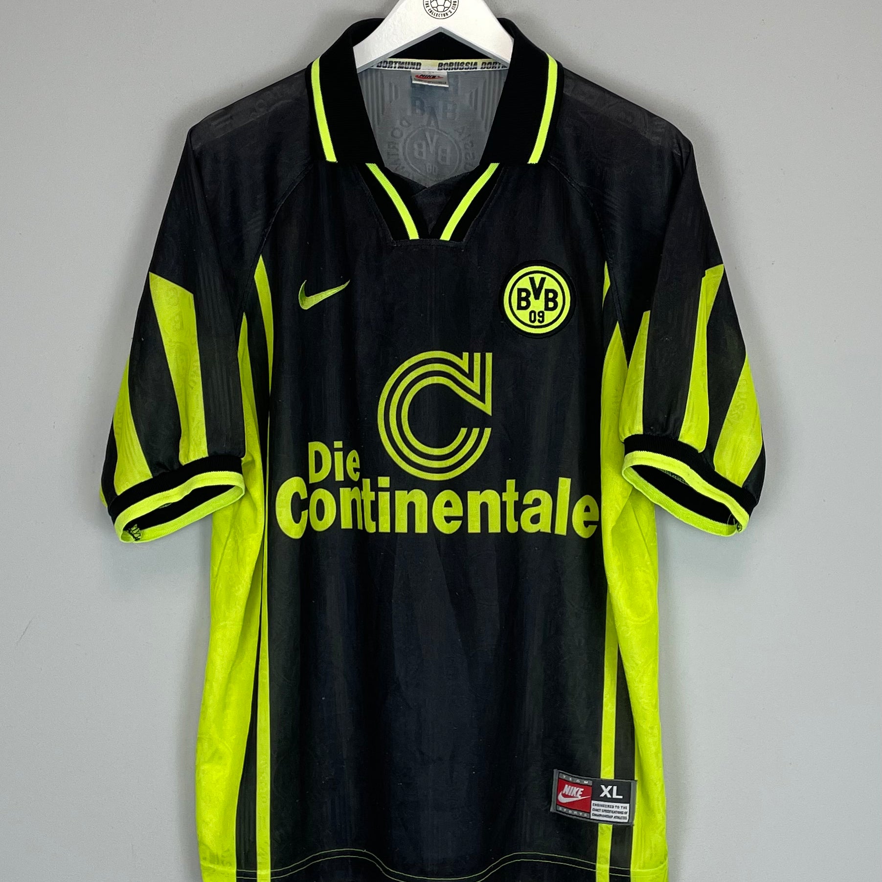 Shop 1996/97 DORTMUND AWAY SHIRT (XL) NIKE, classic football shirts, vintage football shirts & retro soccer jerseys at Cult Kits