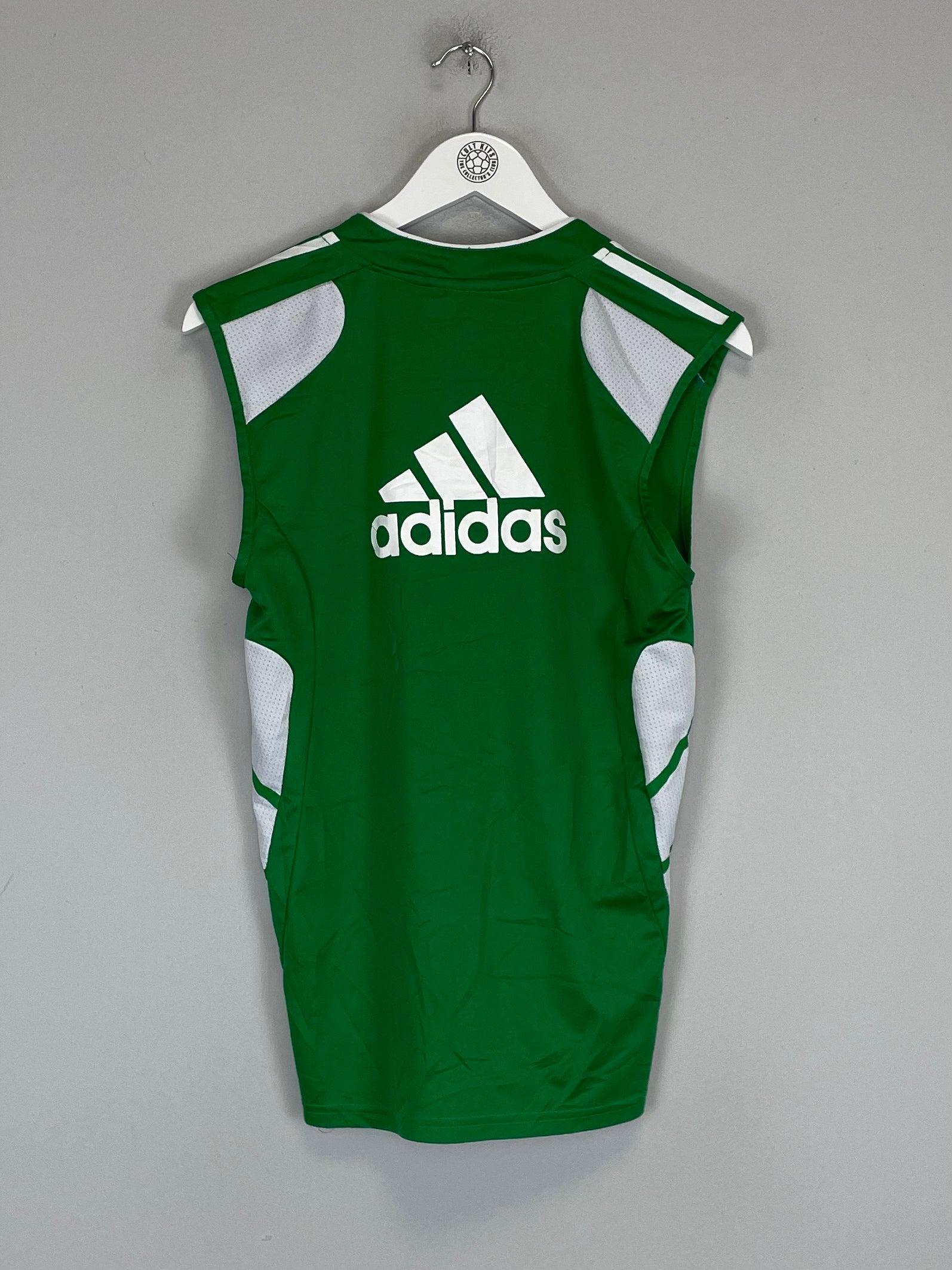 Shop 2008/09 NIGERIA TRAINING VEST (L) ADIDAS, classic football shirts, vintage football shirts & retro soccer jerseys at Cult Kits