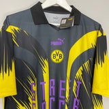 Shop 2014/15 DORTMUND *BNWT* STREET SOCCER SHIRT (L) PUMA, classic football shirts, vintage football shirts & retro soccer jerseys at Cult Kits