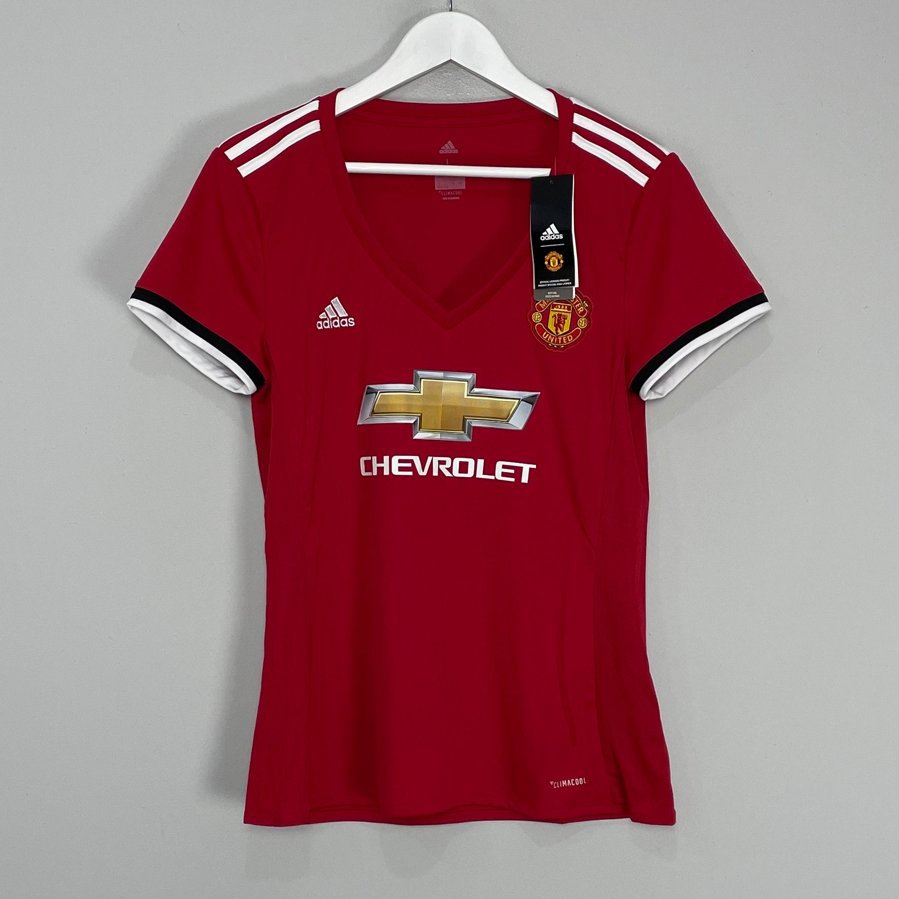 Shop 2017/18 MANCHESTER UNITED *BNWT* HOME SHIRT (L.WOMENS) ADIDAS, classic football shirts, vintage football shirts & retro soccer jerseys at Cult Kits
